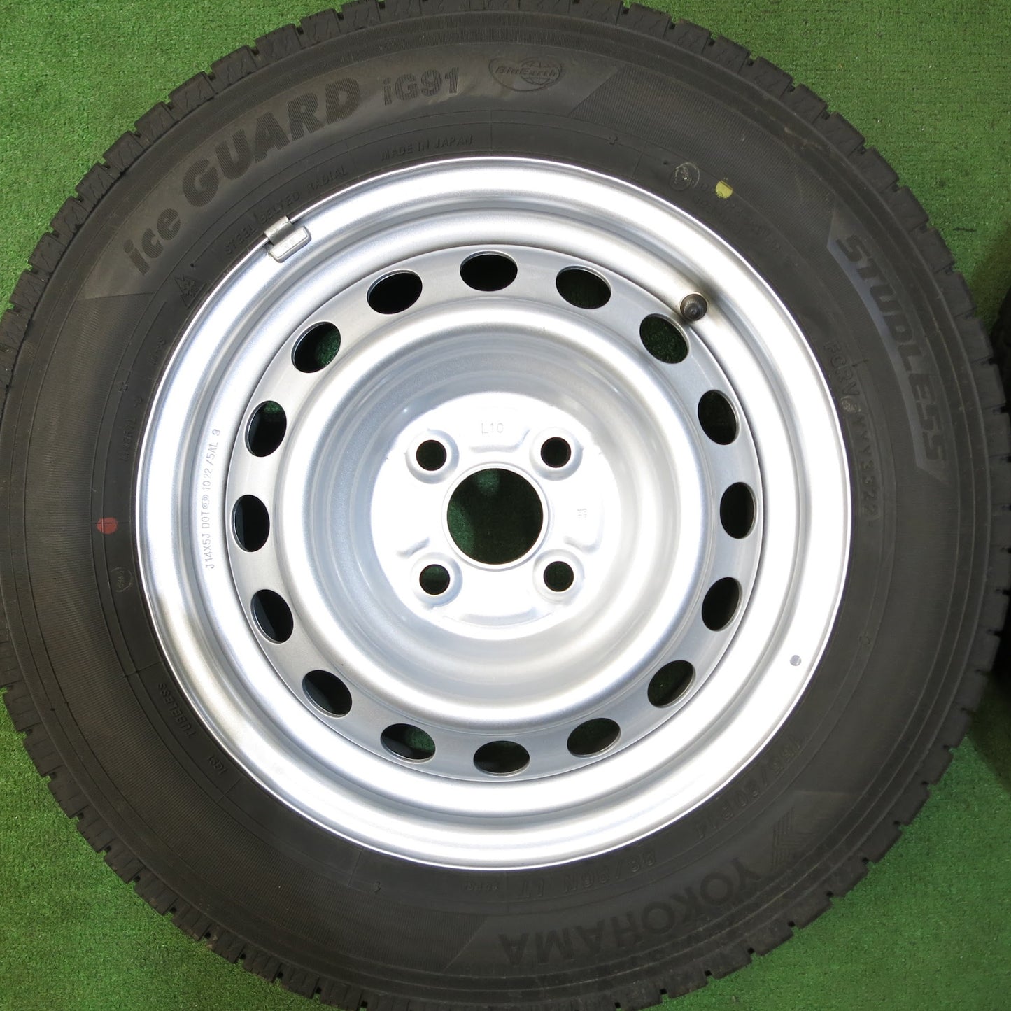 [送料無料]バリ溝！22年！キレイ！9.5分以上★スタッドレス 155/80R14 88/86N ヨコハマ アイスガード iG91 スチール ホイール 14インチ PCD100/4H★3042607Hス