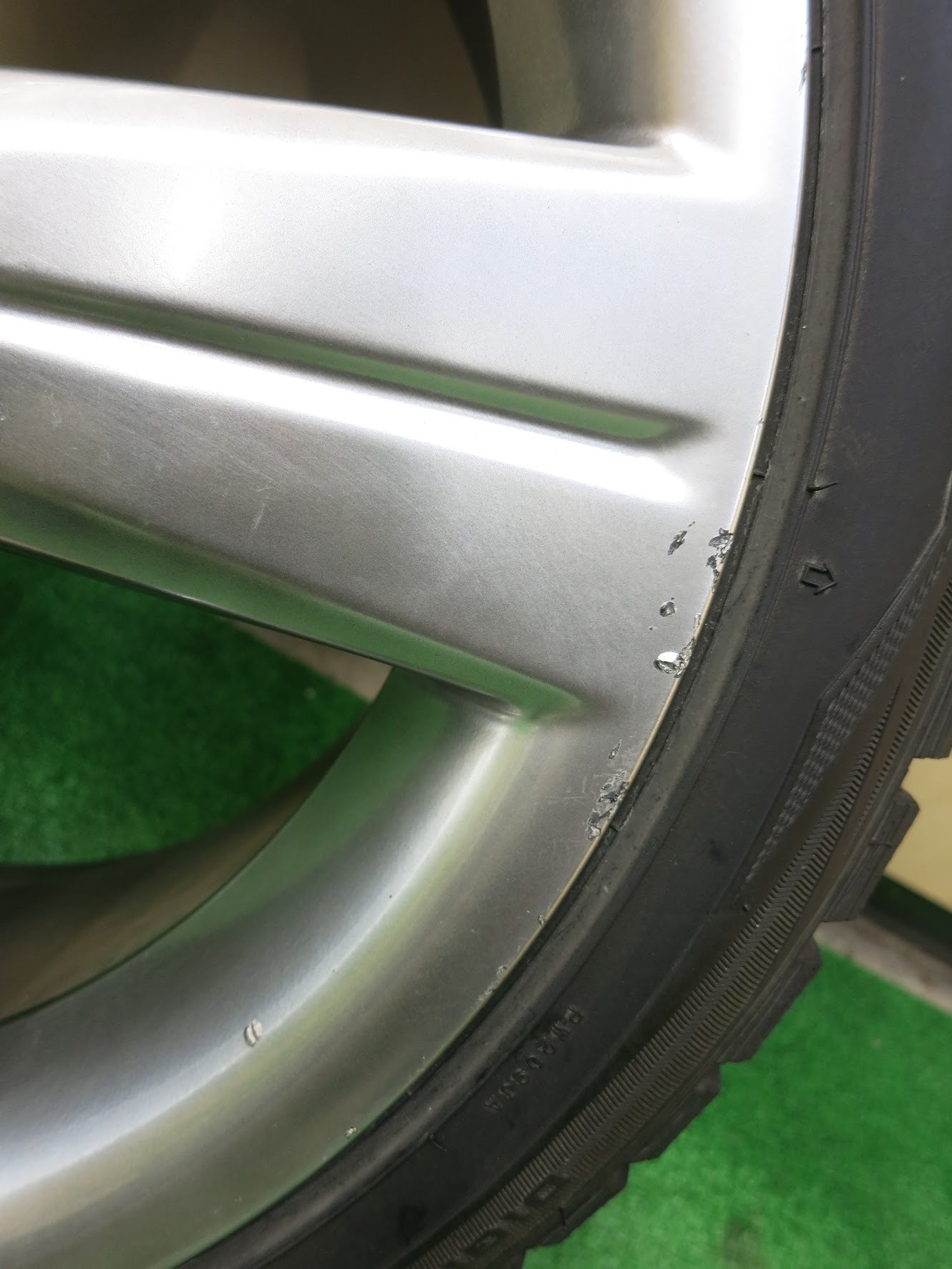 [送料無料]バリ溝！9分★レクサス GS430 純正 225/40R18 スタッドレス ダンロップ ウインターマックス WM01 18インチ PCD114.3/5H★3030408ヒス