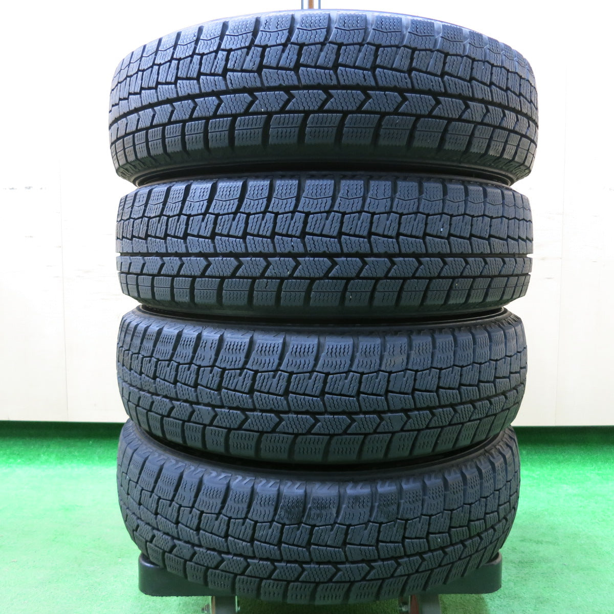 *送料無料*バリ溝！22年！キレイ！9.5分★スタッドレス 155/65R14 ダンロップ ウインターマックス WM02 DILETTO ディレット 14インチ PCD100/4H★4011702イス