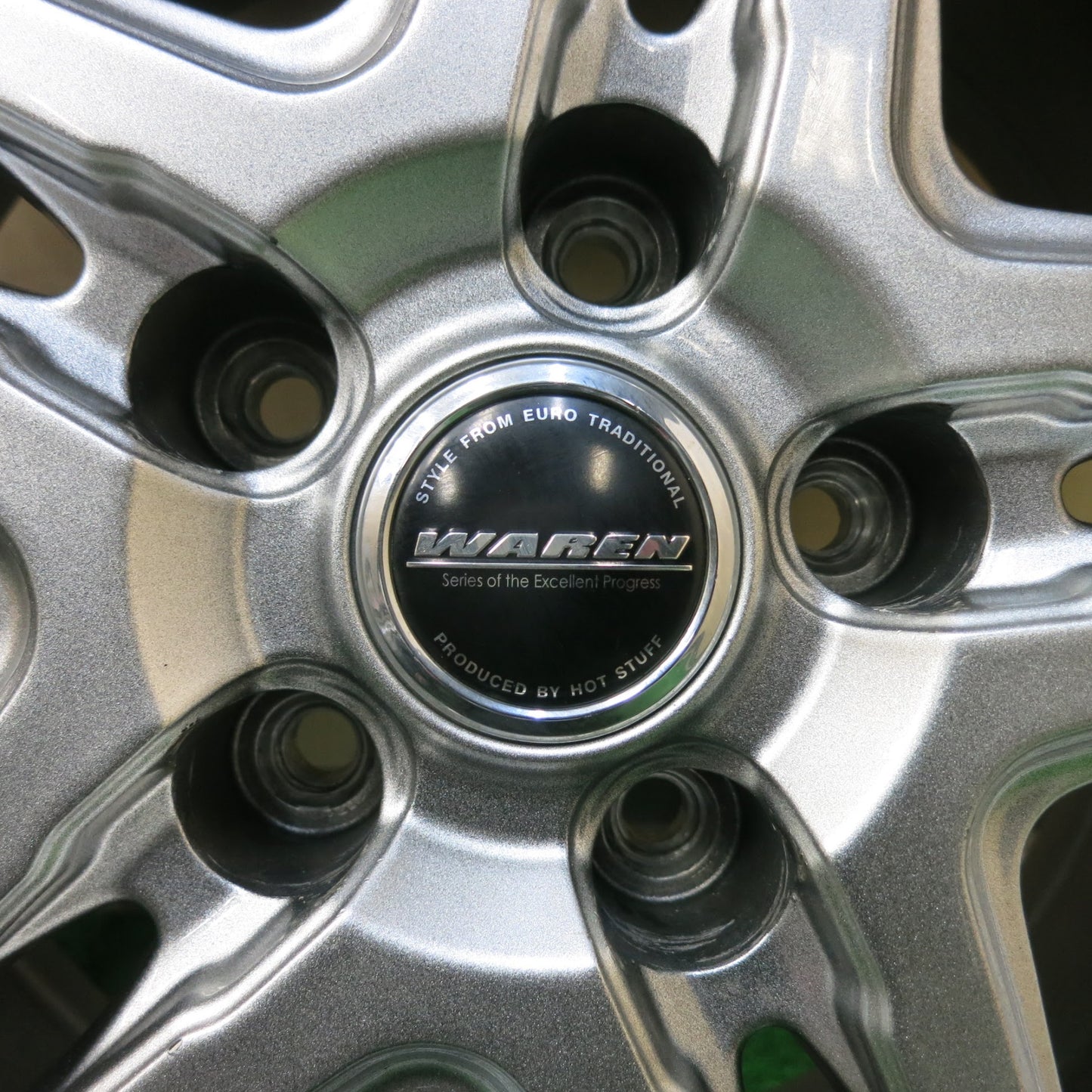 [送料無料]バリ溝！20年！9.5分以上★スタッドレス 205/65R16 ヨコハマ アイスガード iG50 プラス WAREN HOT STUFF ヴァーレン PCD114.3/5H★3041504ヒス