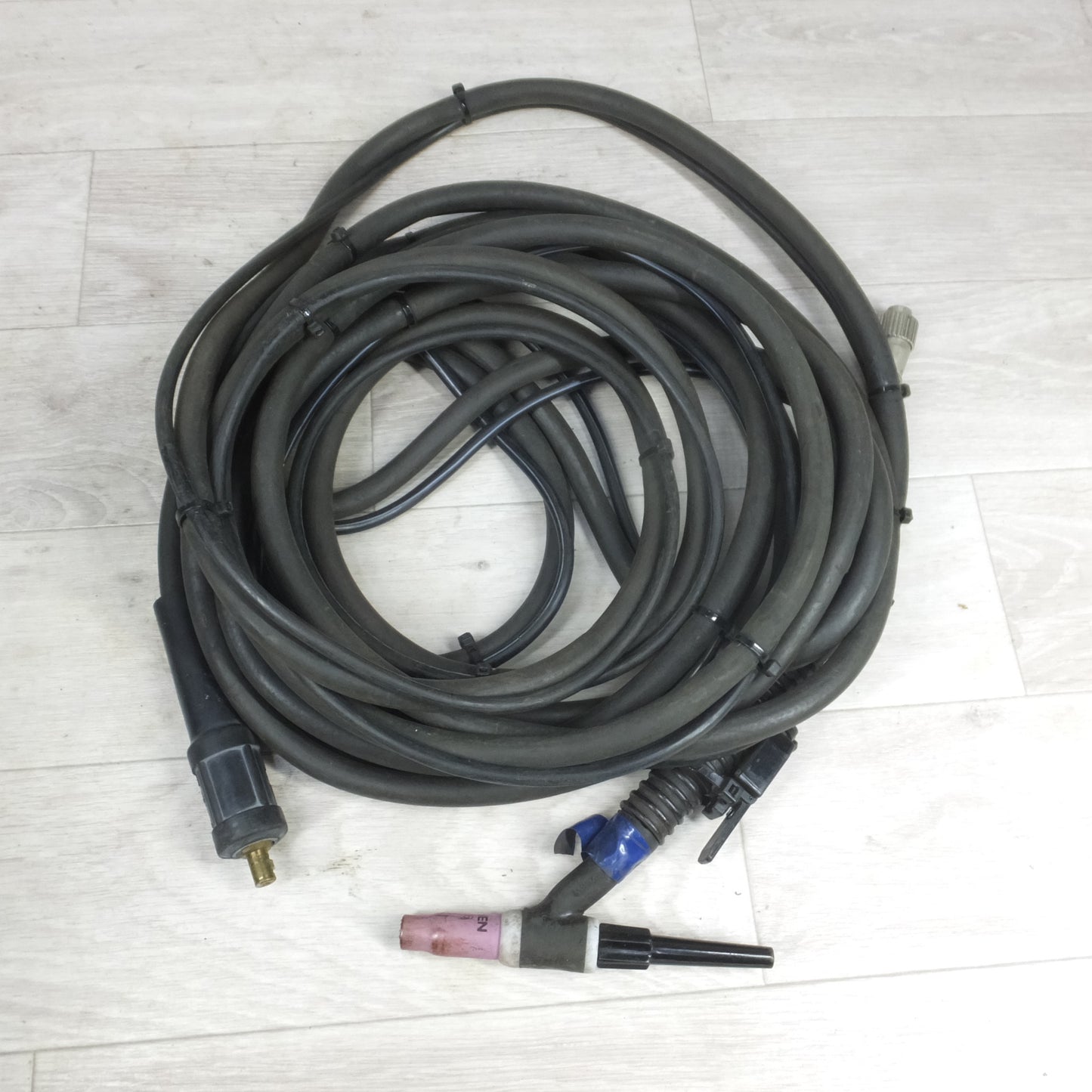 [送料無料] ◆DAIHEN ダイヘン TIG溶接用直流電源 VRTPM-202(S-2) 溶接機 TIG MINI 200PⅡ 2020年製 本体のみ◆