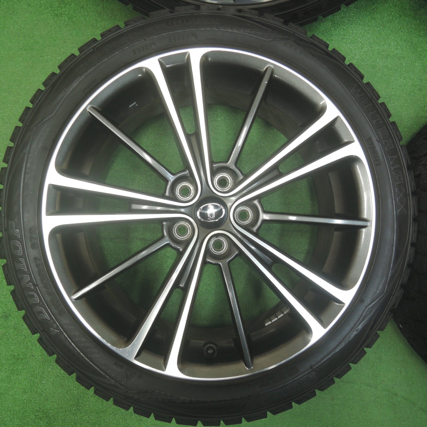 *送料無料* バリ溝！キレイ！9.5分★トヨタ 86 スバル BRZ 純正 215/45R17 スタッドレス ダンロップ ウインターマックス WM01 PCD100/5H★4022101SYス