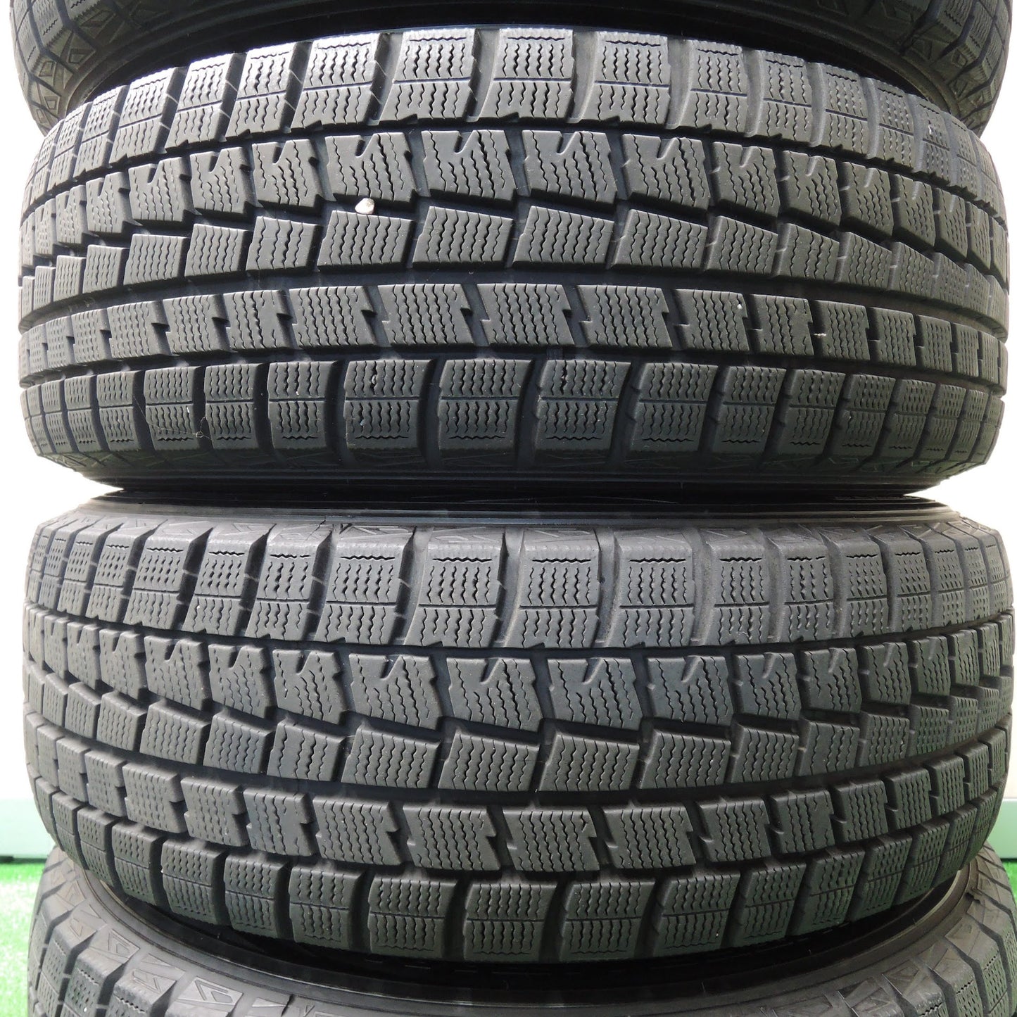 [送料無料]バリ溝！キレイ！9.5分★スタッドレス 195/65R15 ダンロップ ウインターマックス WM01 DUFACT デュファクト 15インチ PCD114.3/5H★3102402NJス