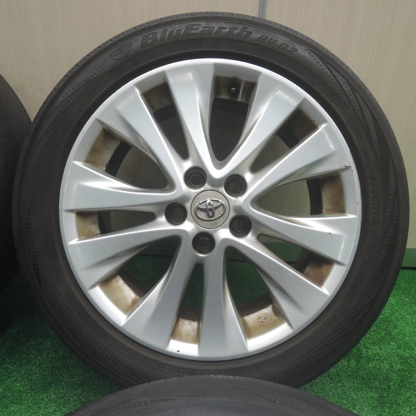 [送料無料]4本価格★トヨタ 20系 アルファード ヴェルファイア 純正 235/50R18 ヨコハマ ブルーアース RV-02 18インチ PCD114.3/5H★3071009SYノ