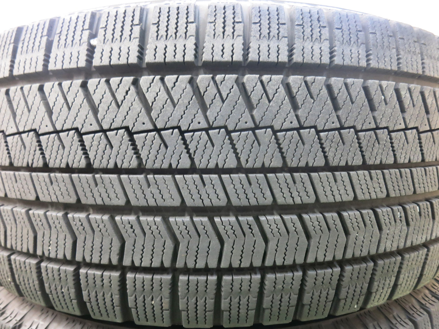 [送料無料]バリ溝！9分★スタッドレス 235/50R17 ブリヂストン ブリザック VRX2 EuroSpeed MANARAY SPORT ユーロスピード 17インチ PCD114.3/5H★3012803ヒス