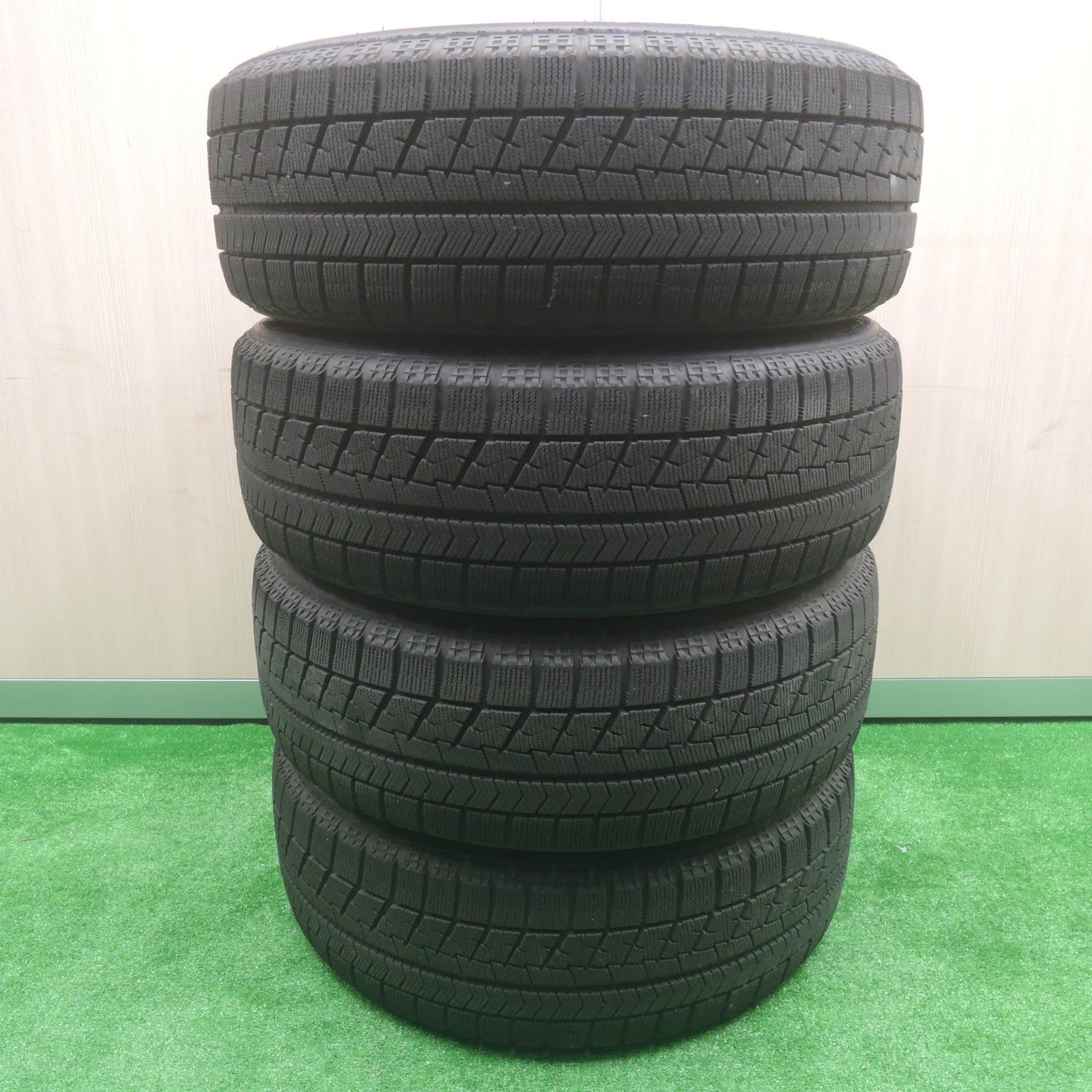 [送料無料]バリ溝！9分★トヨタ イプサム 純正 205/60R16 スタッドレス ブリヂストン ブリザック VRX 16インチ PCD114.3/5H★3072003SYス