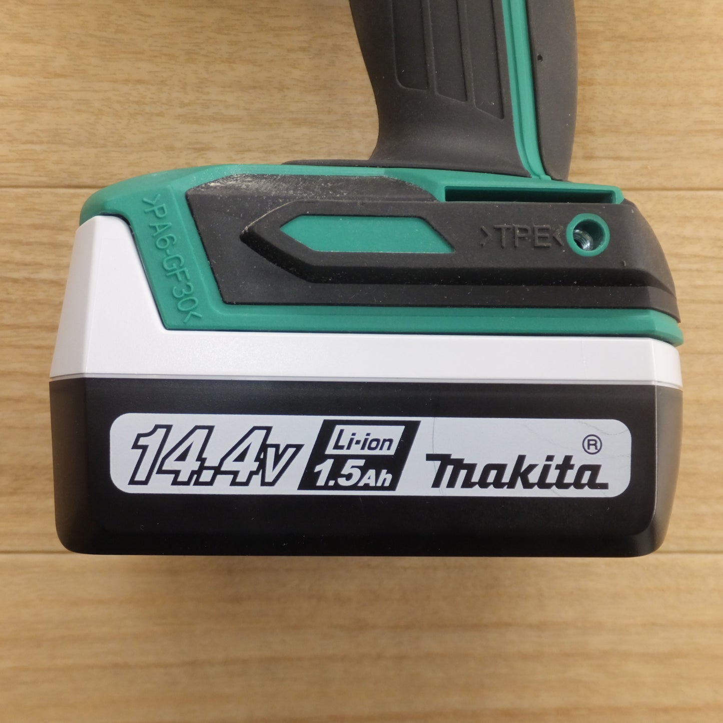 [送料無料] 美品★マキタ makita 充電式インパクトドライバ M695DS 14.4V★