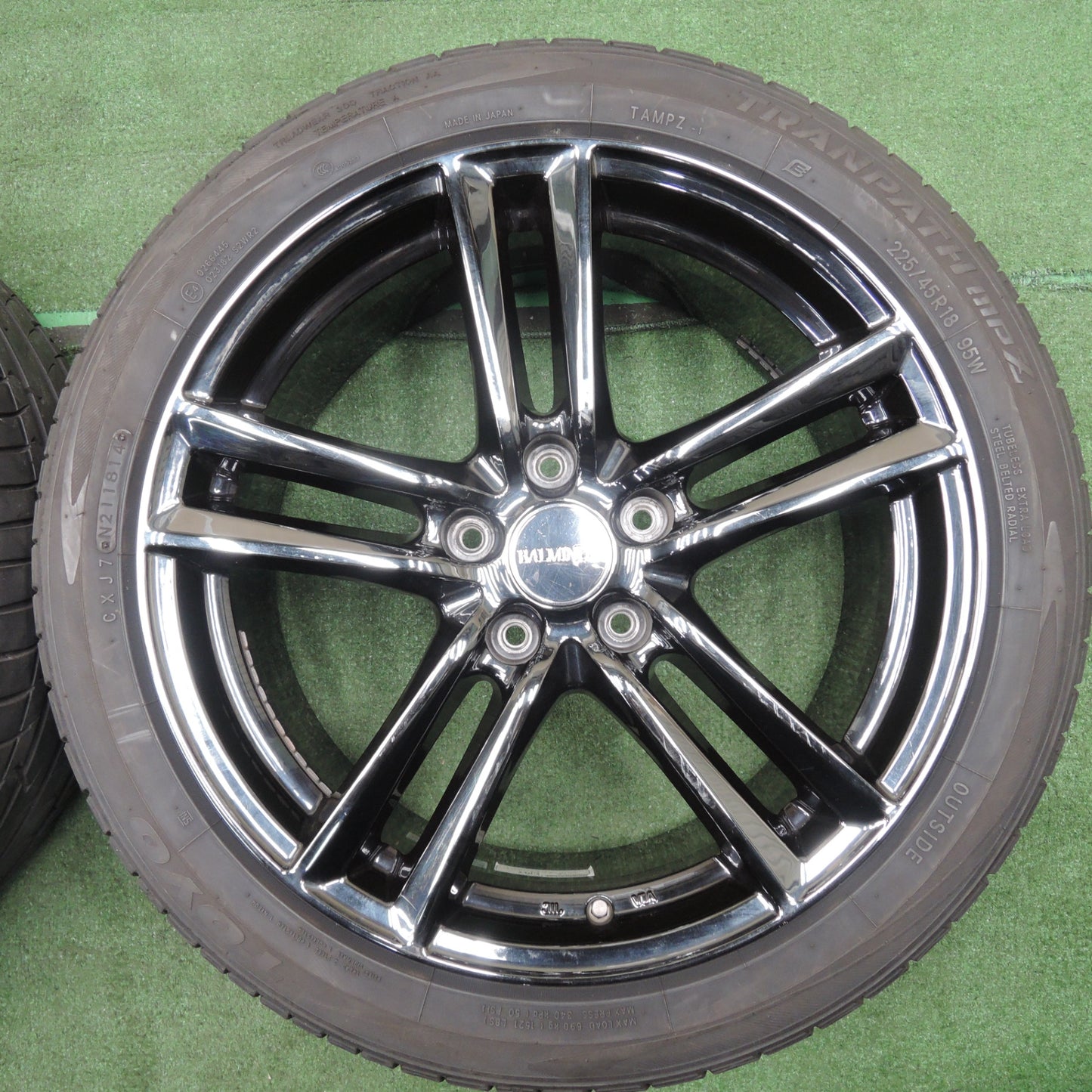 *送料無料* バリ溝！9.5分★225/45R18 BALMINUM バルミナ トーヨー トランパス MPZ 18インチ PCD114.3/5H★4022402NJノ