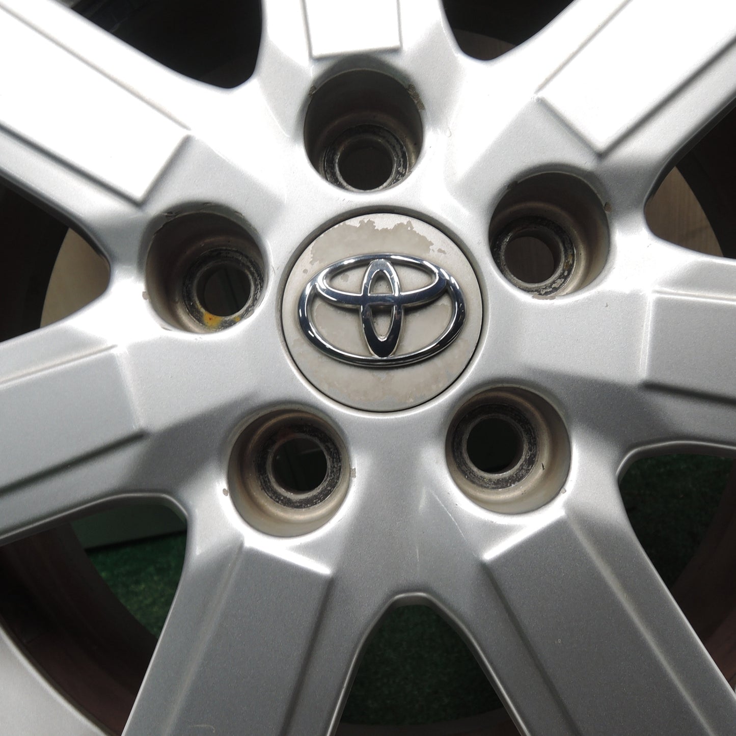 *送料無料* バリ溝！23年！キレイ！9.5分★トヨタ 70系 ヴォクシー 純正 205/60R16 トーヨー トランパス MPZ 16インチ PCD114.3/5H★4021305TNノ