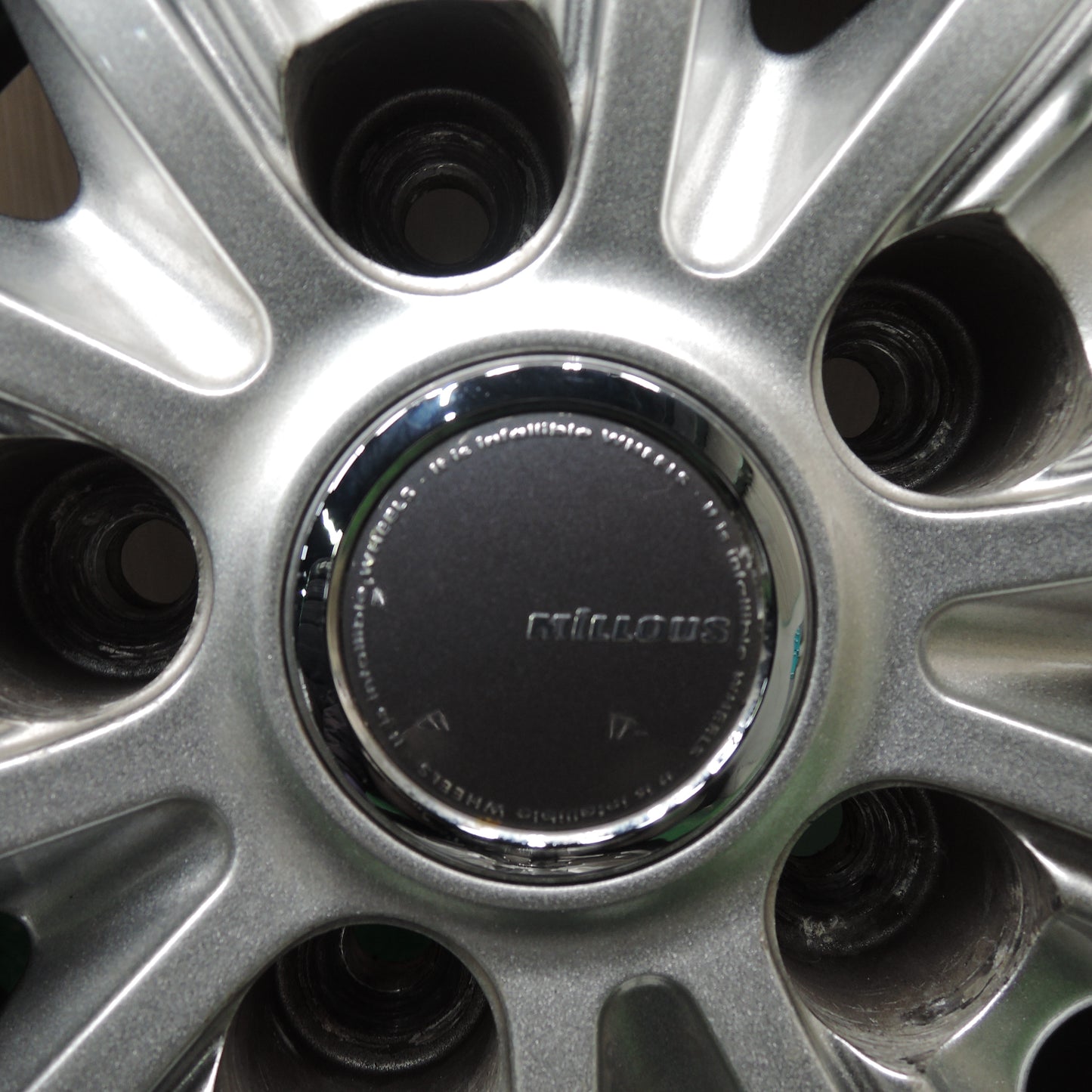 *送料無料*バリ溝！9分★スタッドレス 195/65R15 ヨコハマ アイスガード iG50 プラス MiLLOUS ミルアス 15インチ PCD114.3/5H★4010206HAス