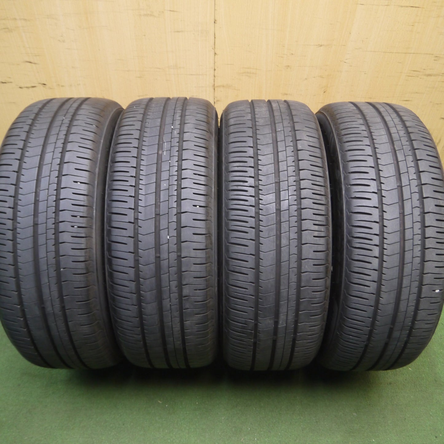 *送料無料* バリ溝！22年！9.5分★215/45R17 ブリヂストン エコピア NH200 EXPLORER エクスプローラー 17インチ PCD100/5H★4020603Hノ