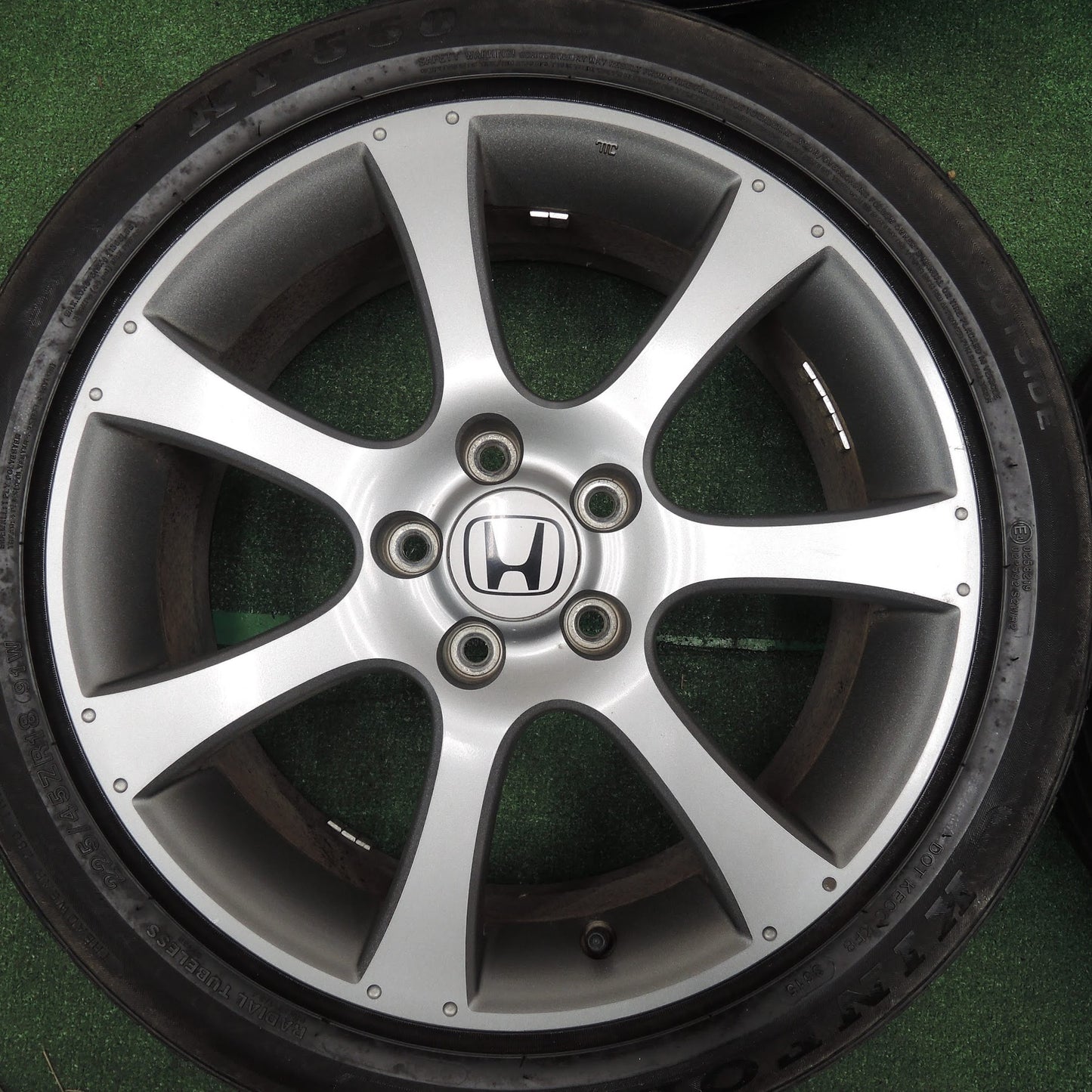 [送料無料]4本価格★ホンダ RB1 オデッセイ 純正 225/45R18 キンフォレスト KF550 18インチ PCD114.3/5H★3110201TNノ