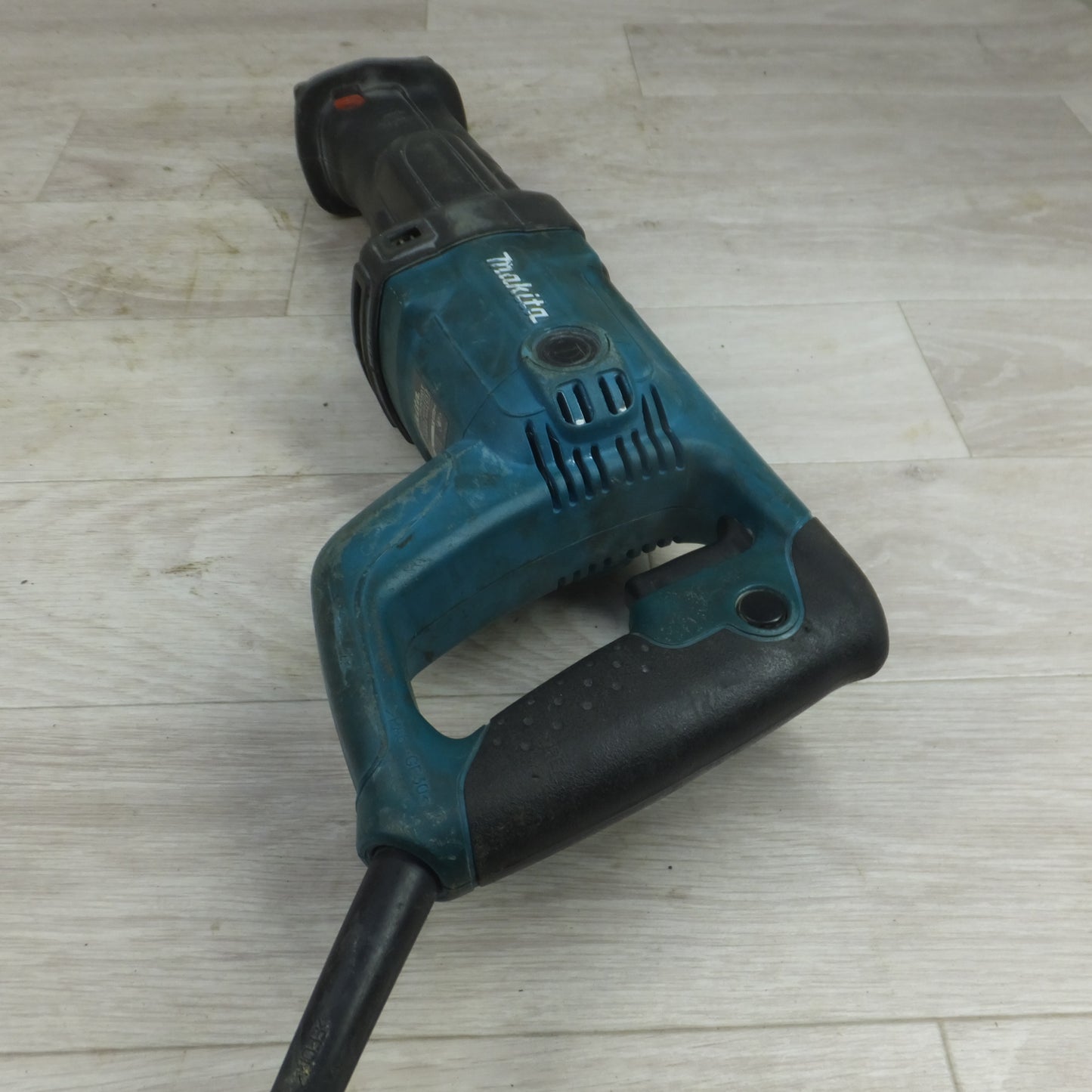 [送料無料] ◆makita マキタ レシプロソー JR3050T セーバソー 無段変速 切断機 電動工具 100V 50/60Hz◆