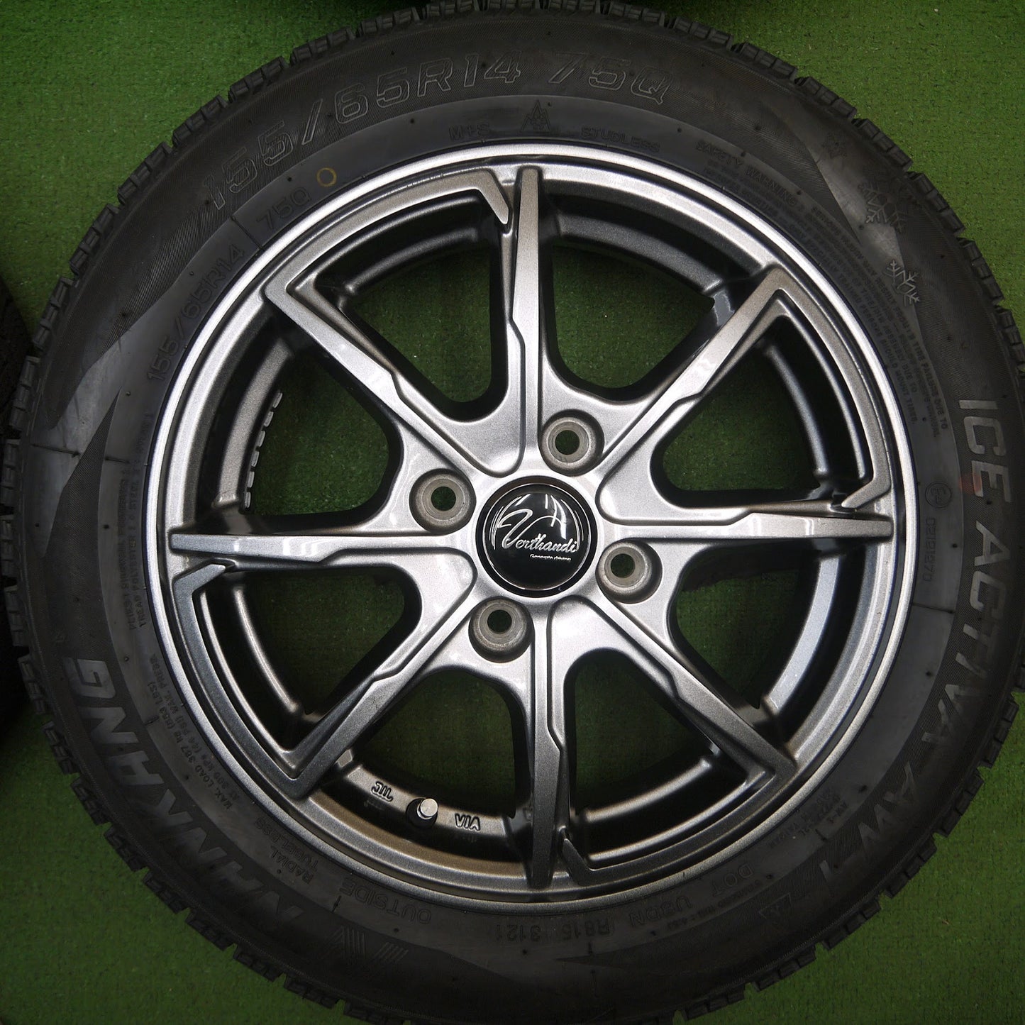 [送料無料]バリ溝！21年！綺麗！ほぼ10分★スタッドレス 155/65R14 ナンカン アイスアクティバ AW-1 Verthandi ヴェルザンディ 14インチ PCD100/4H★3071504KAス