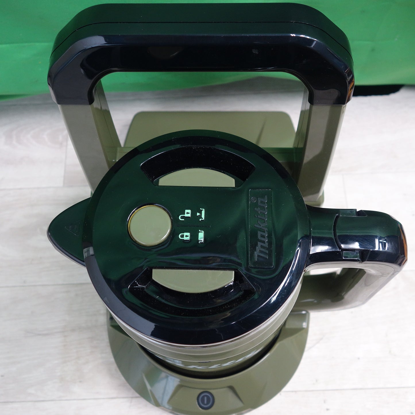 [送料無料] キレイ☆マキタ 充電式 ケトル KT001G 0.8L makita☆