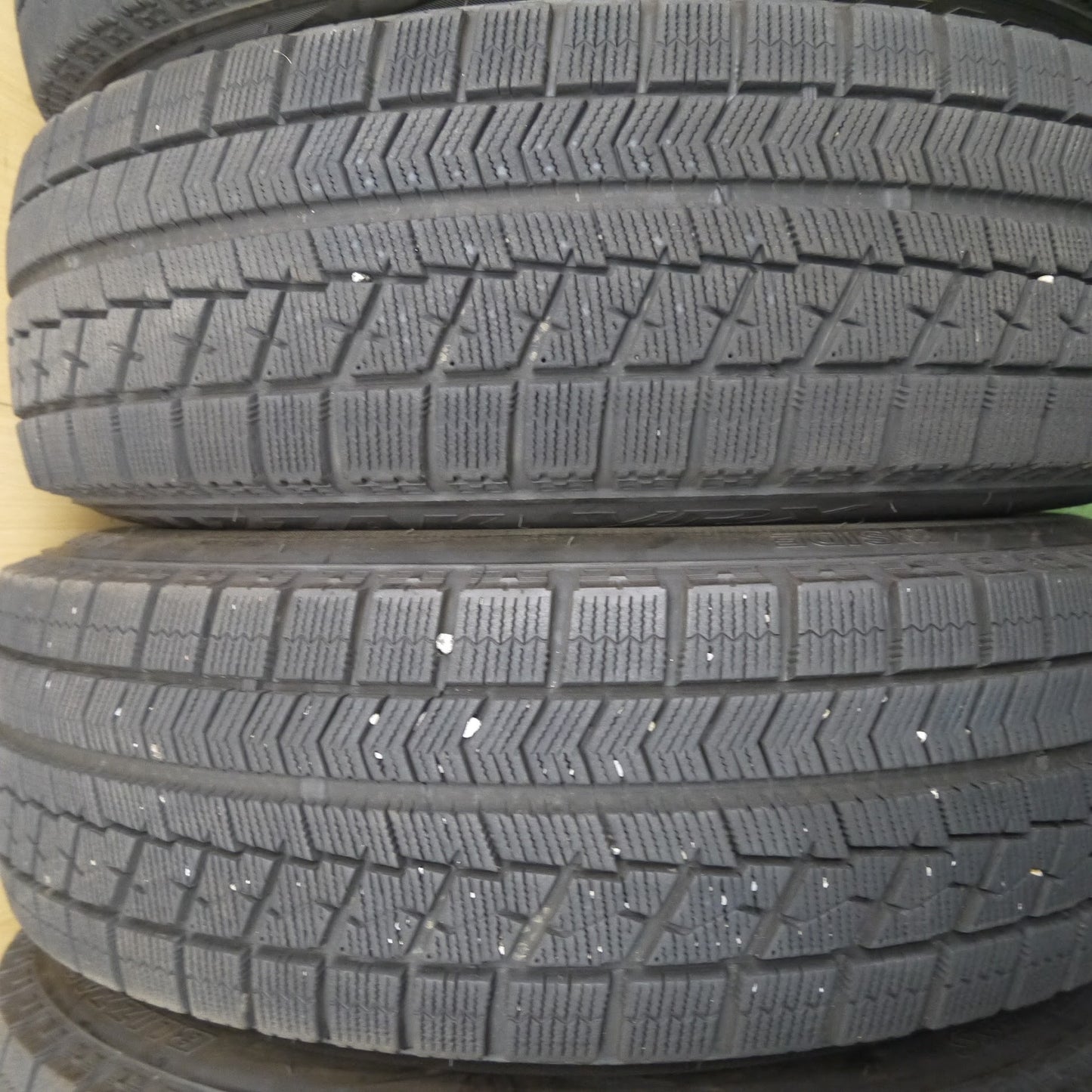 [送料無料]バリ溝！19年！キレイ！8.5分★ホンダ フリード 純正 Modulo 185/70R14 スタッドレス ブリヂストン ブリザック VRX 14インチ PCD100/4H★3070802KAス
