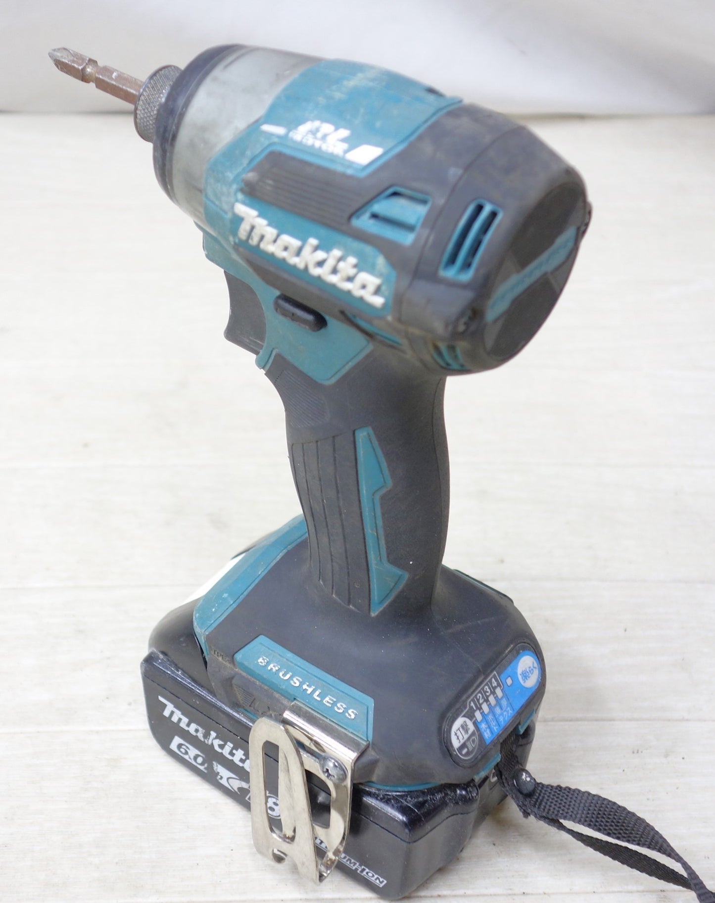 [送料無料] ◆makita マキタ 充電式インパクトドライバ TD173D 18V BL1860B バッテリ付き 電動工具◆