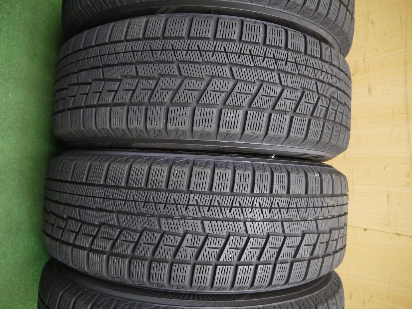 [送料無料]バリ溝！19年！キレイ！9.5分★スタッドレス 225/60R17 ヨコハマ アイスガード iG60 社外 アルミ トヨタ 17インチ PCD114.3/5H★2110805アス