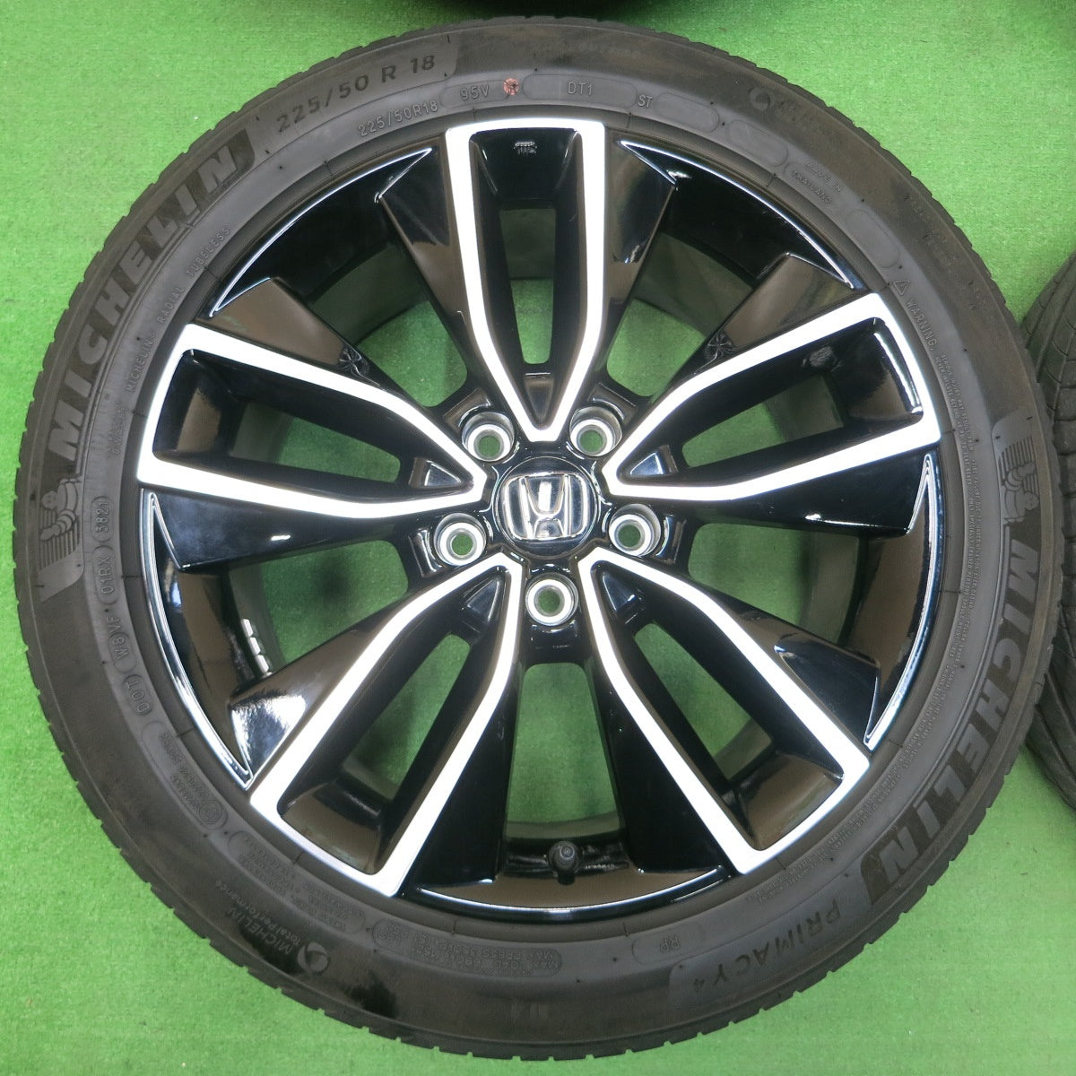 *送料無料* キレイ！21年★ホンダ RV5 RV6 ヴェゼル 純正 225/50R18 ミシュラン プライマシー4 18インチ PCD114.3/5H★4021604イノ