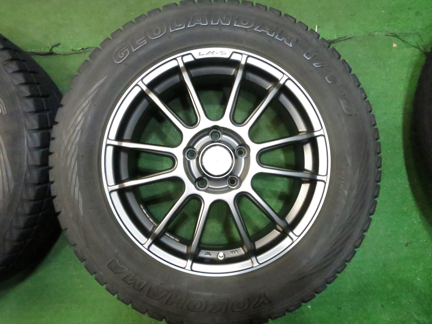 [送料無料]キレイ★スタッドレス 225/65R17 Lehrmeister LM-5 ヨコハマ ジオランダー i/T-S レアマイスター 17インチ PCD114.3/5H★3021716Hス