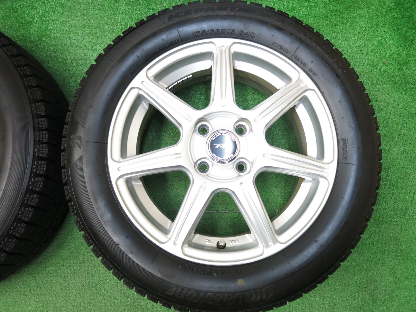 [送料無料]バリ溝！19年！キレイ！9分★スタッドレス 175/65R15 ブリヂストン アイスパートナー2 TOPRUN トップラン 15インチ PCD100/4H★2120905ヒス