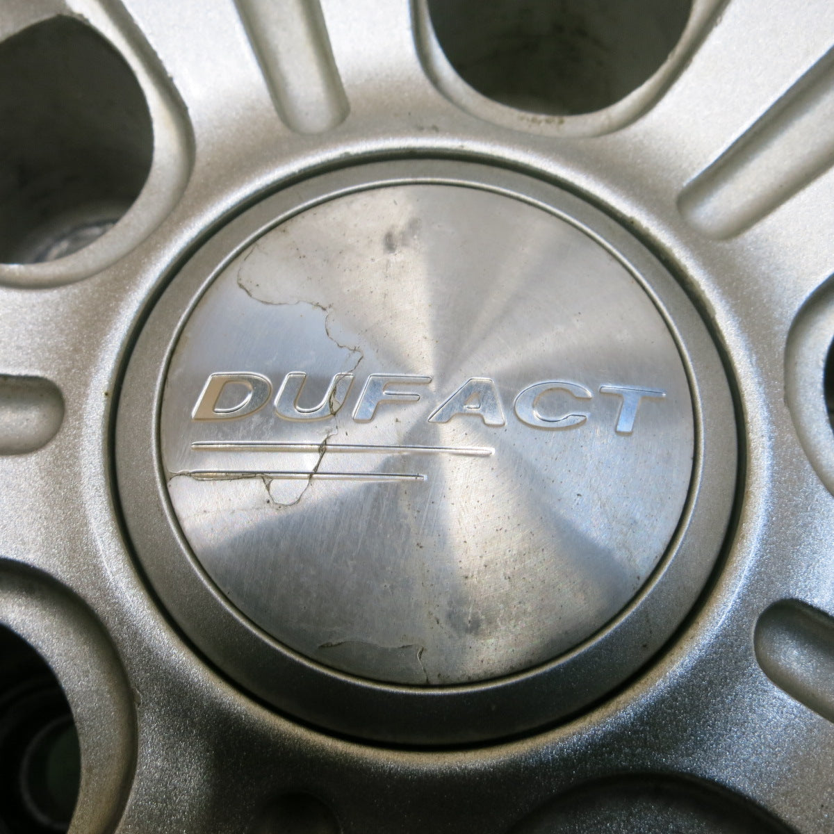 *送料無料*バリ溝！21年！9.5分★スタッドレス 225/60R17 グッドイヤー アイスナビ7 DUFACT デュファクト 17インチ PCD114.3/5H★3102407イス