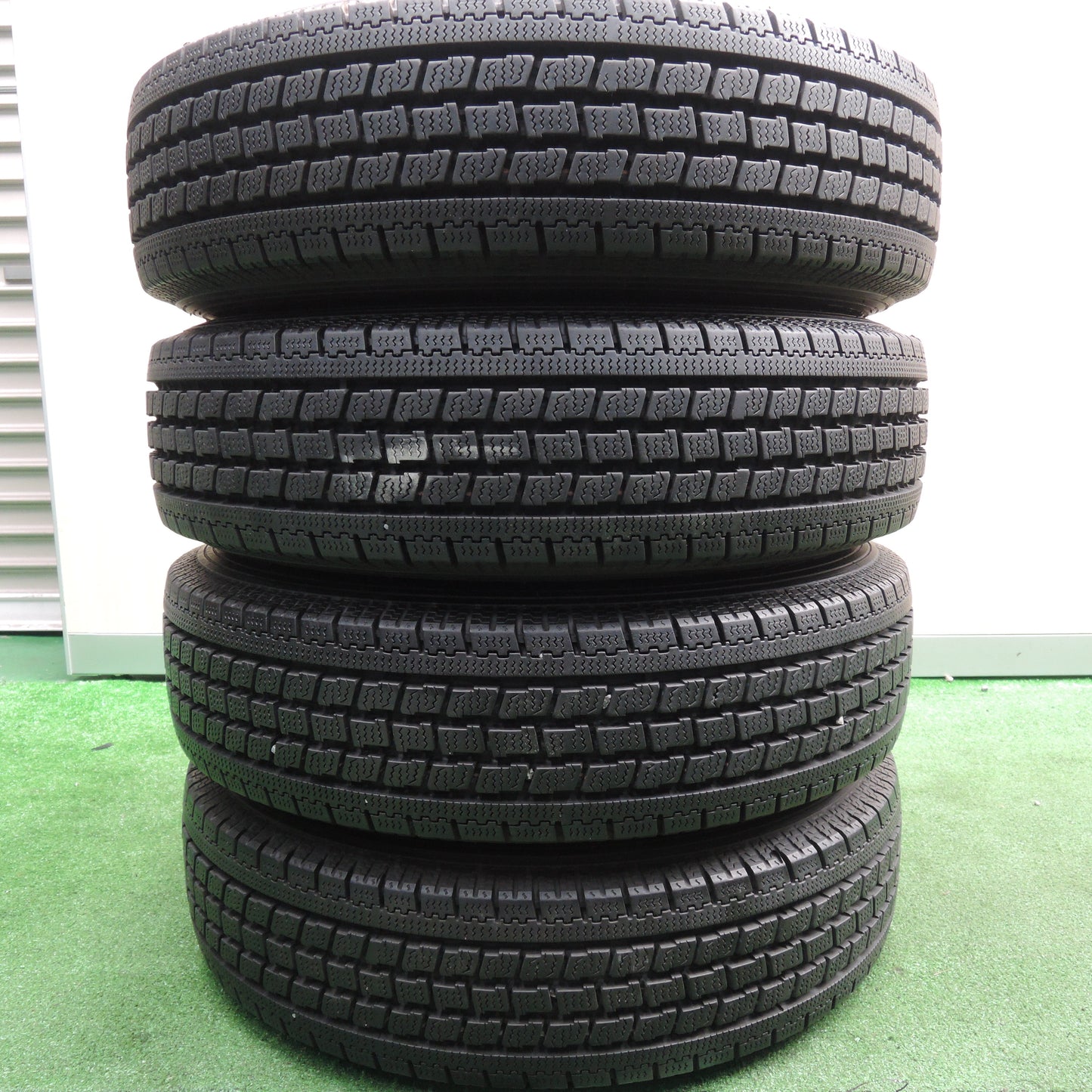 *送料無料*バリ溝！9.5分★日産 バネット 純正 スチール 165/80R14 91/90N トーヨー デルベックス 934 14インチ PCD114.3/4H★3111702HAス