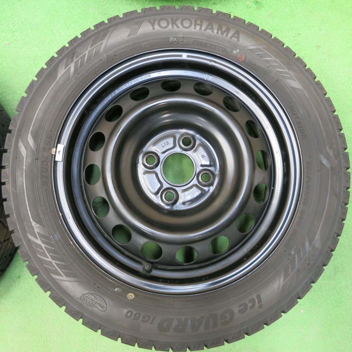 [送料無料]バリ溝！21年！キレイ！9.5分★ホンダ フィット 純正 スチール 185/60R15 スタッドレス ヨコハマ アイスガード iG70 iG60 PCD100/4H★3072007イス
