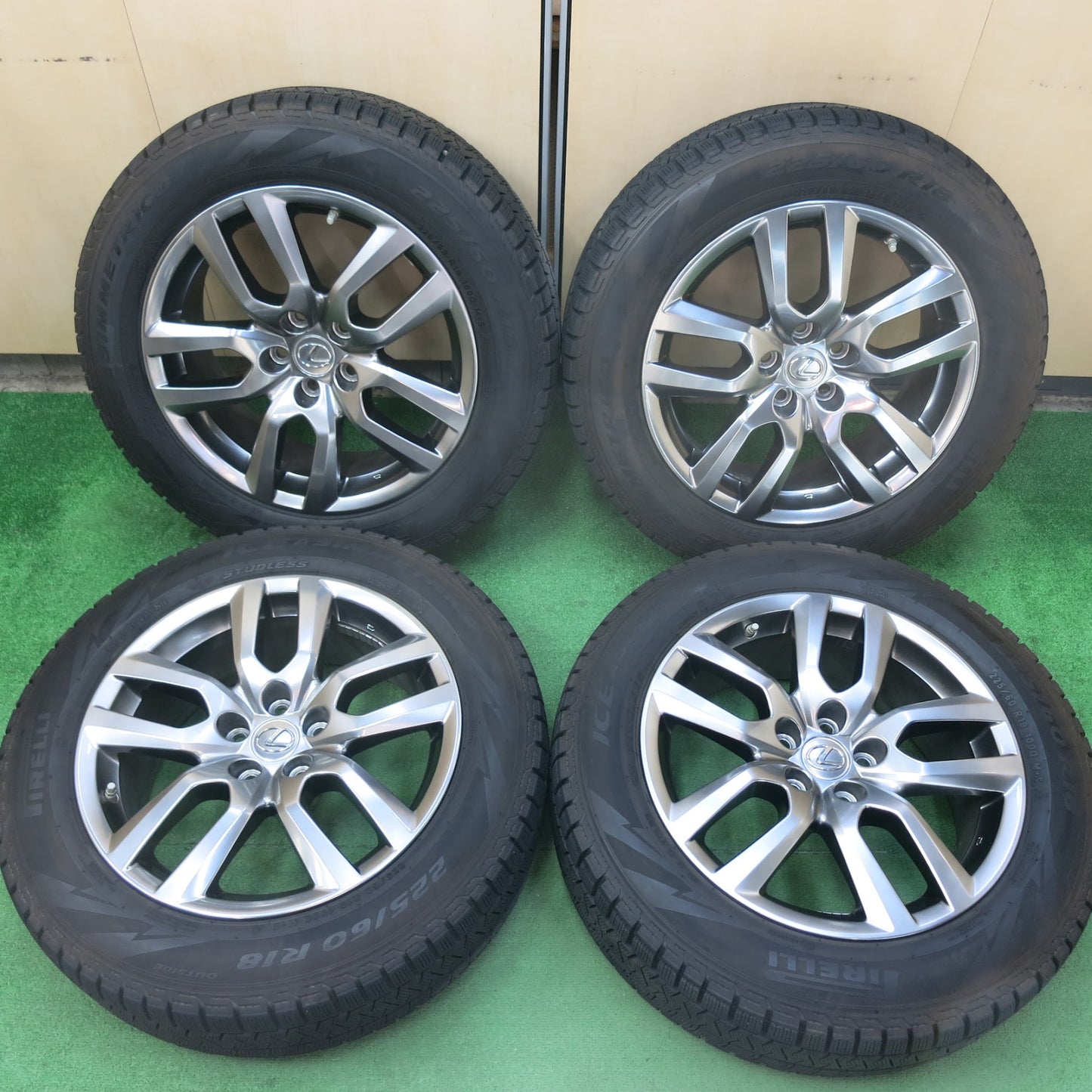 [送料無料]センサー付き！バリ溝！綺麗！9分★レクサス NX300h バージョンL 純正 225/60R18 スタッドレス ピレリアイスアシンメトリコ PCD114.3/5H★3051705ヒス