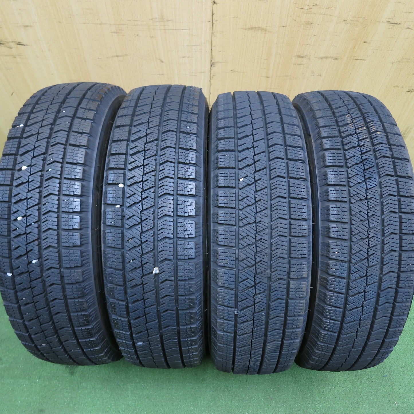 [送料無料]バリ溝！19年！キレイ！ほぼ10分★スタッドレス 155/65R14 ブリヂストン ブリザック VRX2 ECO FORME エコフォルム 14インチ PCD100/4H★3062304Hス