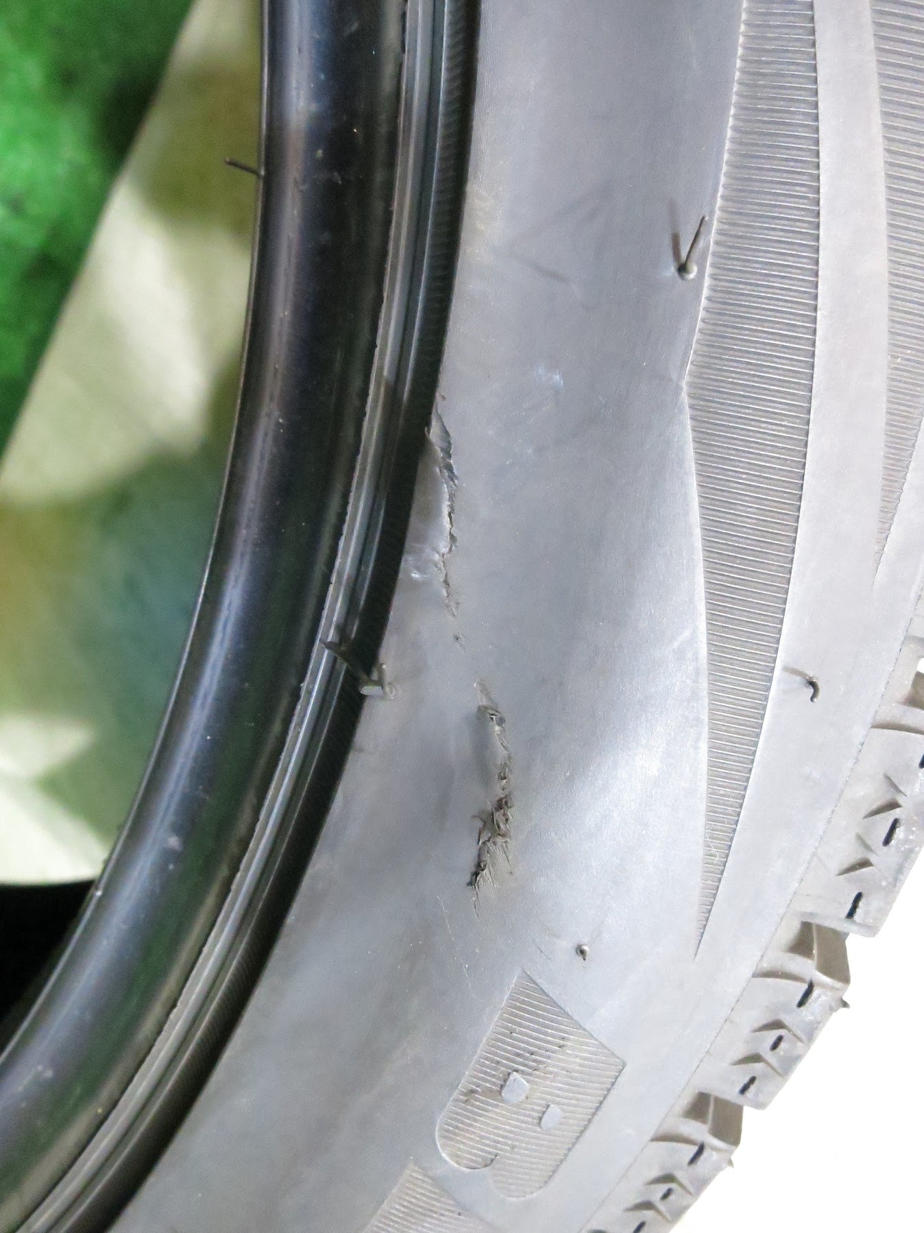 [送料無料]バリ溝！20年！9.5分★スタッドレス 225/45R18 ブリヂストン ブリザック VRX2 タイヤ 18インチ クラウン マークX プリウスα 等★2122806Hスタ