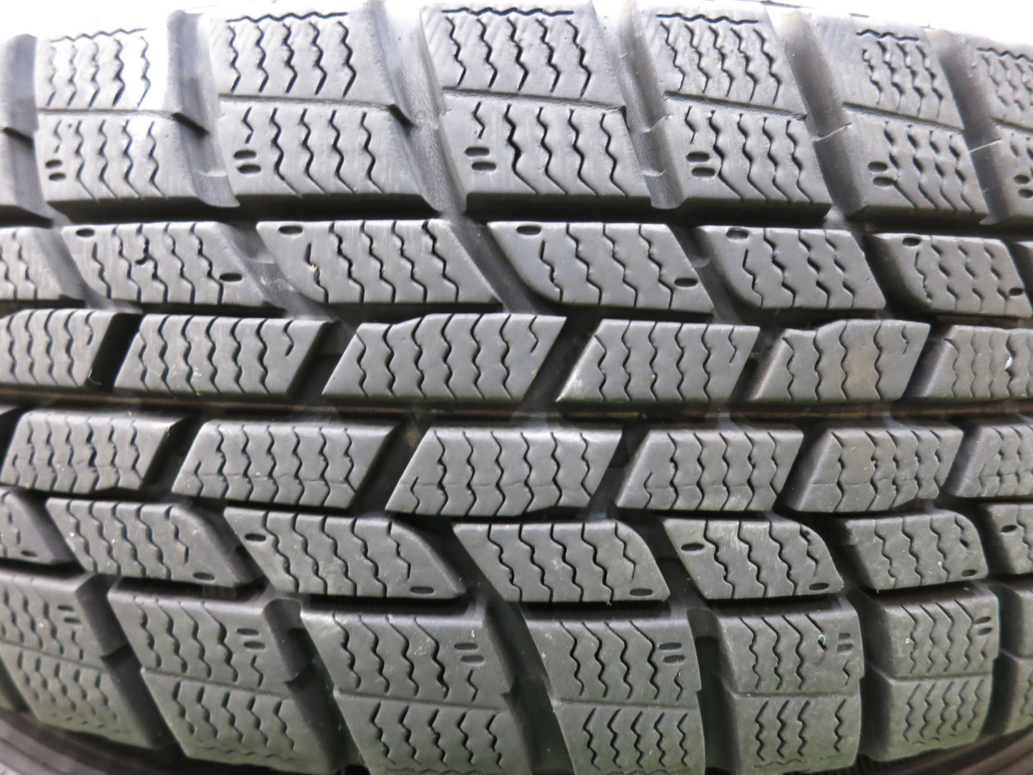 [送料無料]バリ溝！9分★スタッドレス 165/70R14 グッドイヤー アイスナビ6 D.O.S. GaviaLⅡ DOS 14インチ PCD100/4H★2121309ヒス