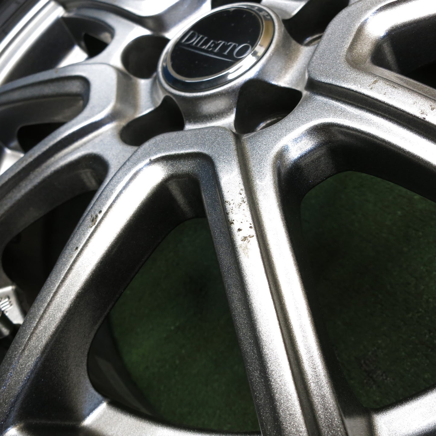 [送料無料]バリ溝！キレイ！9.5分★スタッドレス 175/65R15 ダンロップ ウインターマックス WM01 DILETTO ディレット 15インチ PCD100/5H★3061911Hス