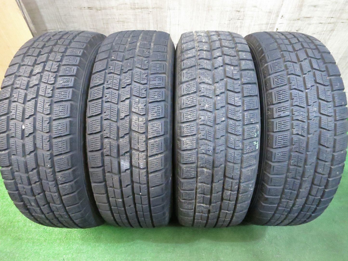 [送料無料]バリ溝！キレイ！9分★スタッドレス 205/65R15 dP devotion 共豊 グッドイヤー アイスナビ7 デボーション 15インチ PCD114.3/5H★3021510Hス