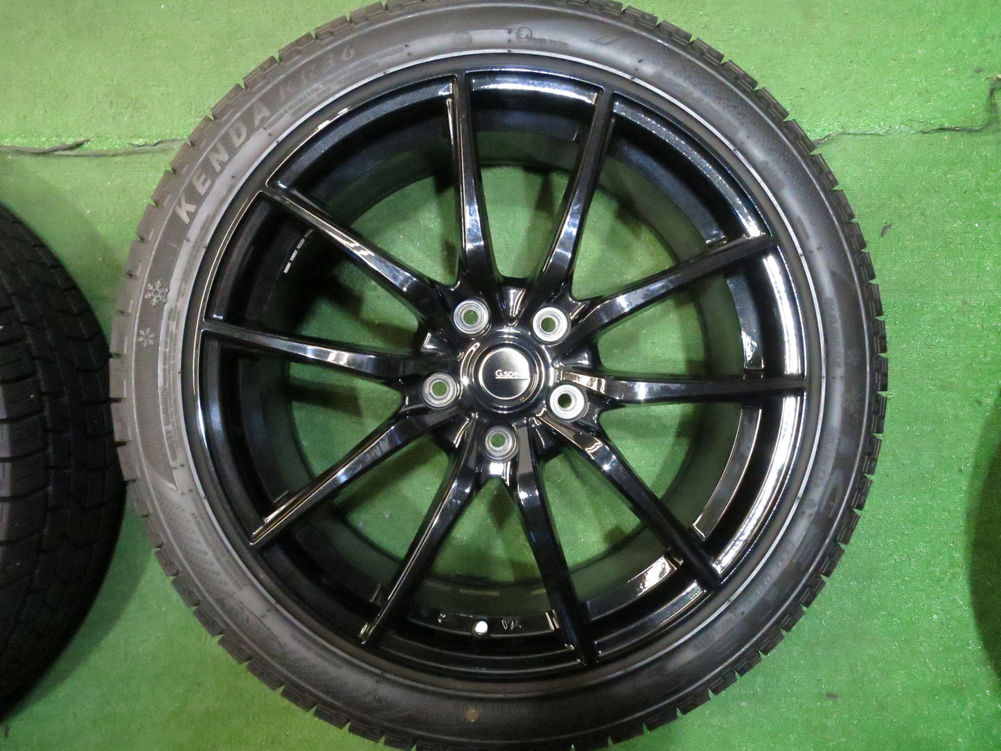 [送料無料]超バリ溝！19年！キレイ！9.5分以上★スタッドレス G.speed 225/45R18 ケンダ KR36 アイステック ネオ G.スピード 18インチ PCD114.3/5H★3022703Hス