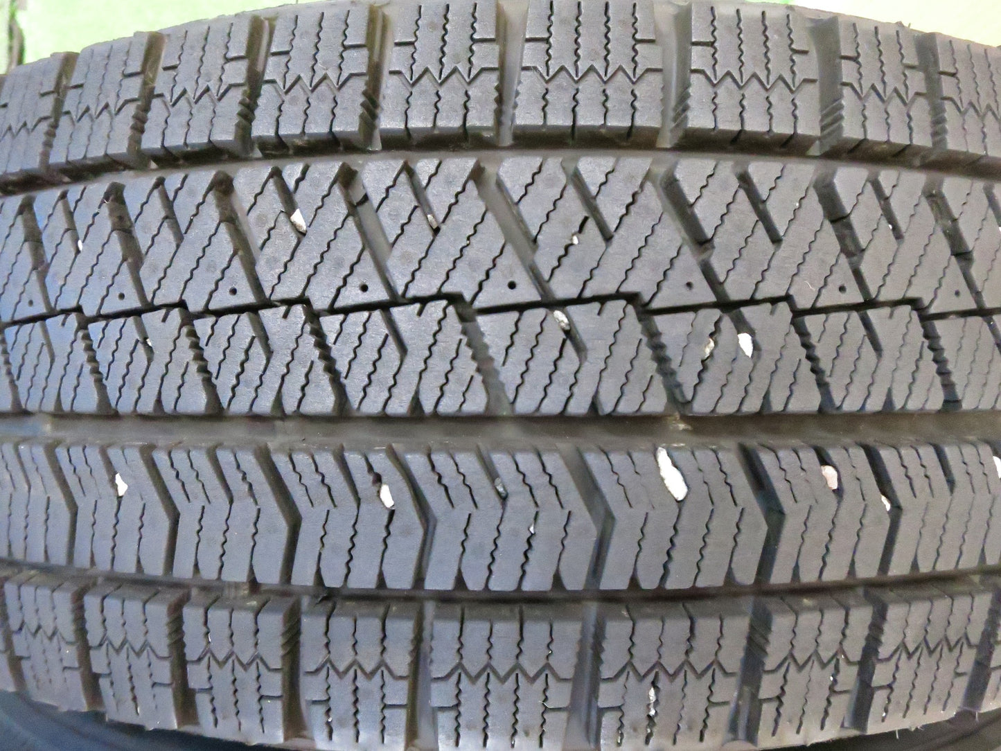 [送料無料]バリ溝！21年！ほぼ10分★スタッドレス 175/65R14 ブリヂストン ブリザック VRX2 Exceeder HOT STUFF エクシーダー 14インチ PCD100/4H★3011002Hス