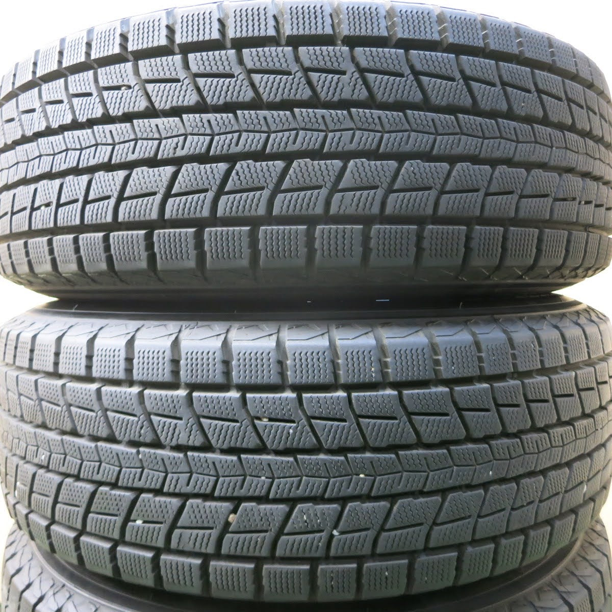 [送料無料]バリ溝！19年！キレイ！ほぼ10分★スタッドレス 225/65R17 ダンロップ ウインターマックス SJ8 SEIN ザイン 17インチ PCD114.3/5H★3102001イス