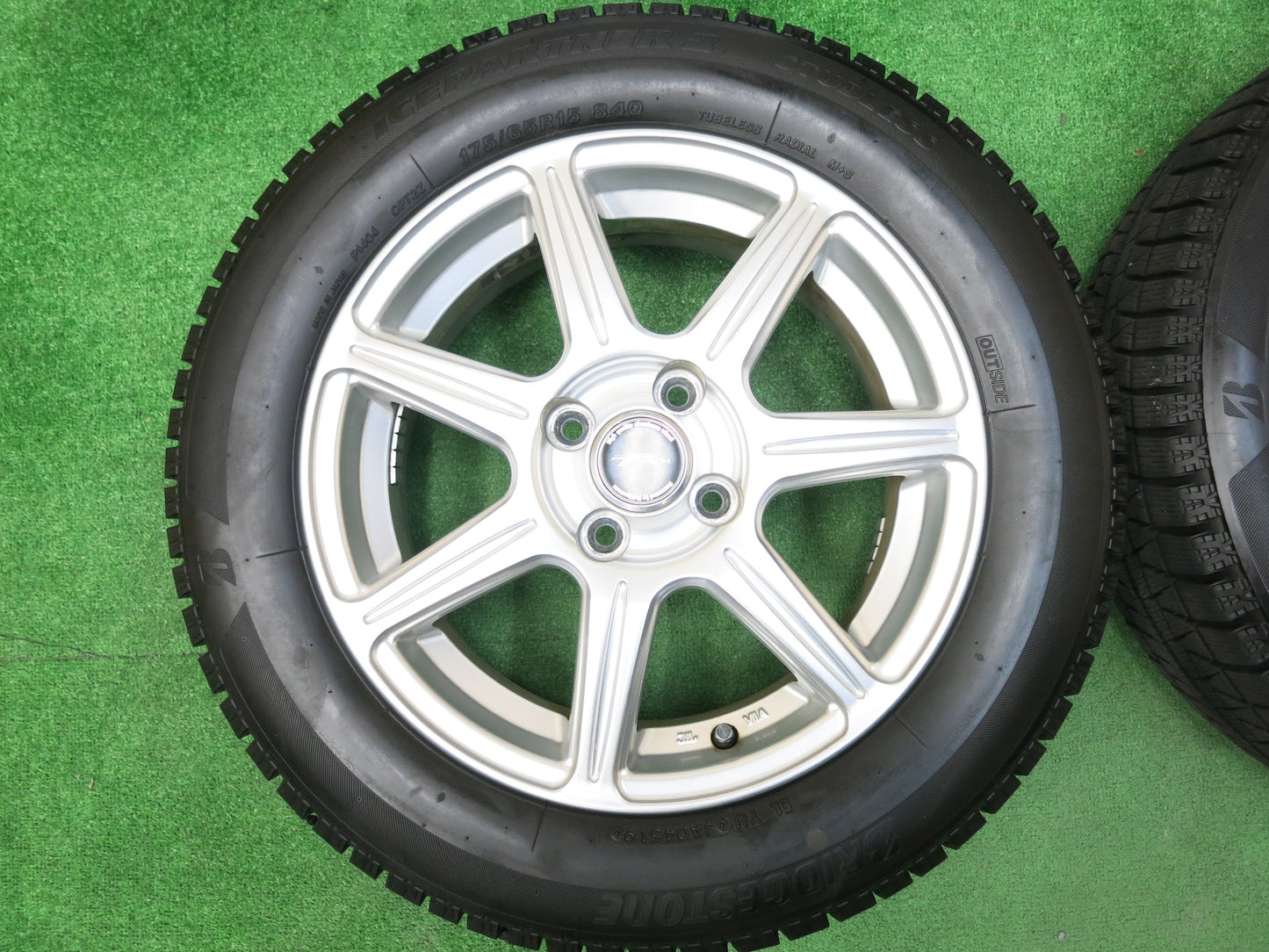 [送料無料]バリ溝！19年！キレイ！9分★スタッドレス 175/65R15 ブリヂストン アイスパートナー2 TOPRUN トップラン 15インチ PCD100/4H★2120905ヒス