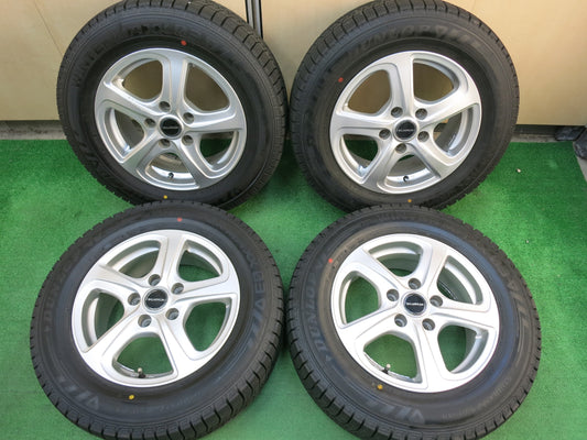 [送料無料]バリ溝！21年！ほぼ10分★スタッドレス 195/65R15 ダンロップ ウインターマックス03 BALMINUM バルミナ 15インチ PCD114.3/5H★3022505ヒス
