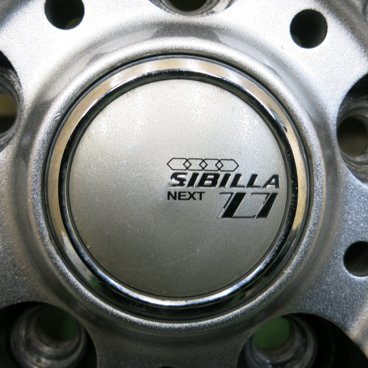 *送料無料*バリ溝！21年！キレイ！8.5分★スタッドレス 195/65R15 ピレリ アイスアシンメトリコ プラス SIBILLA NEXT Z7 シビラ 15インチ PCD114.3/5H★3102004イス