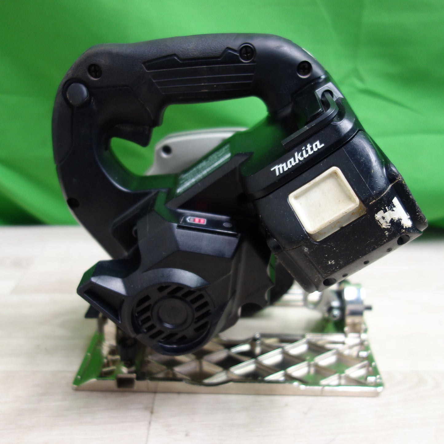 [送料無料] キレイ☆マキタ 125mm 充電式 マルノコ HS474D 電動 工具 切断機 木工用 丸鋸 丸のこ 丸ノコ☆