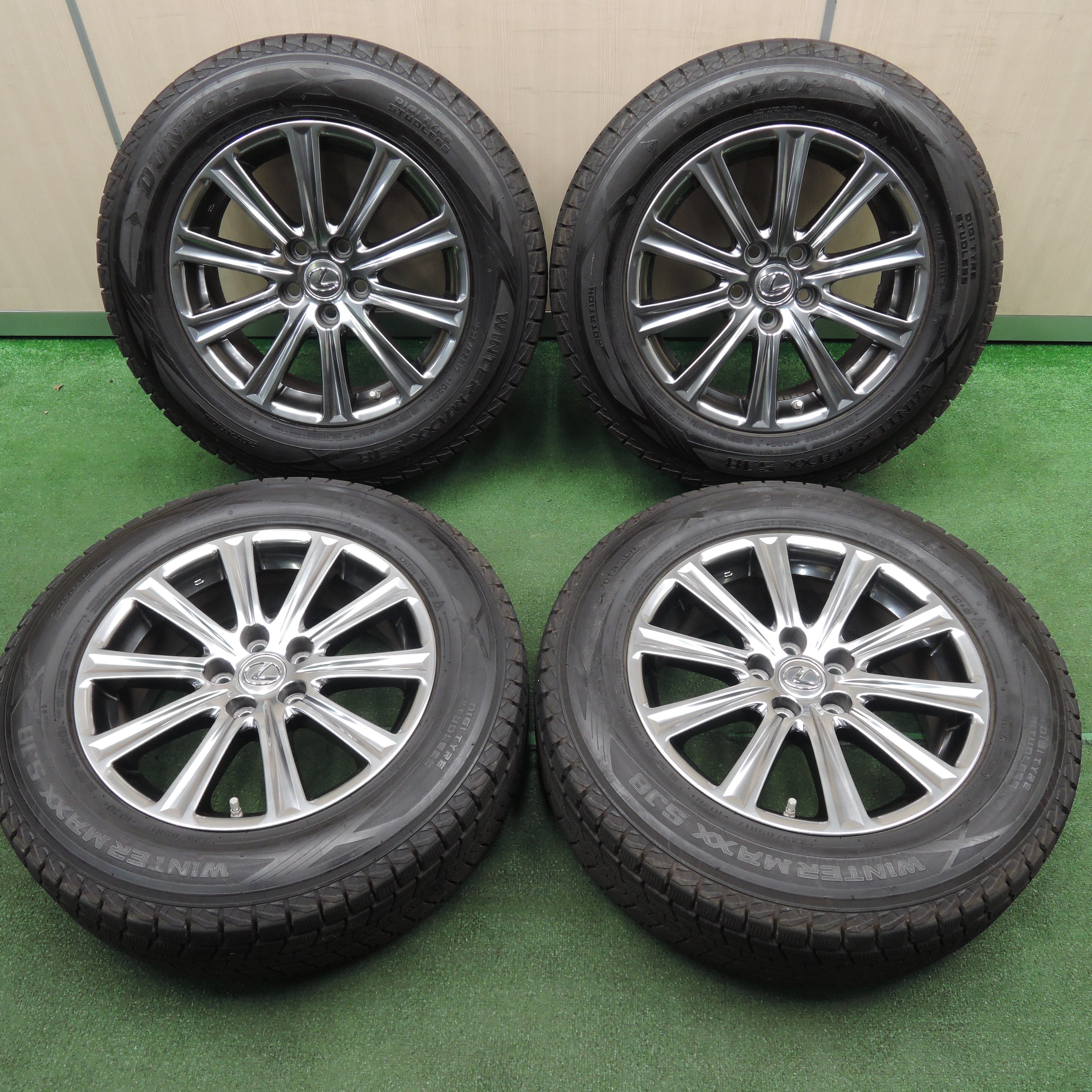 送料無料] バリ溝！キレイ！8.5分☆スタッドレス 225/65R17