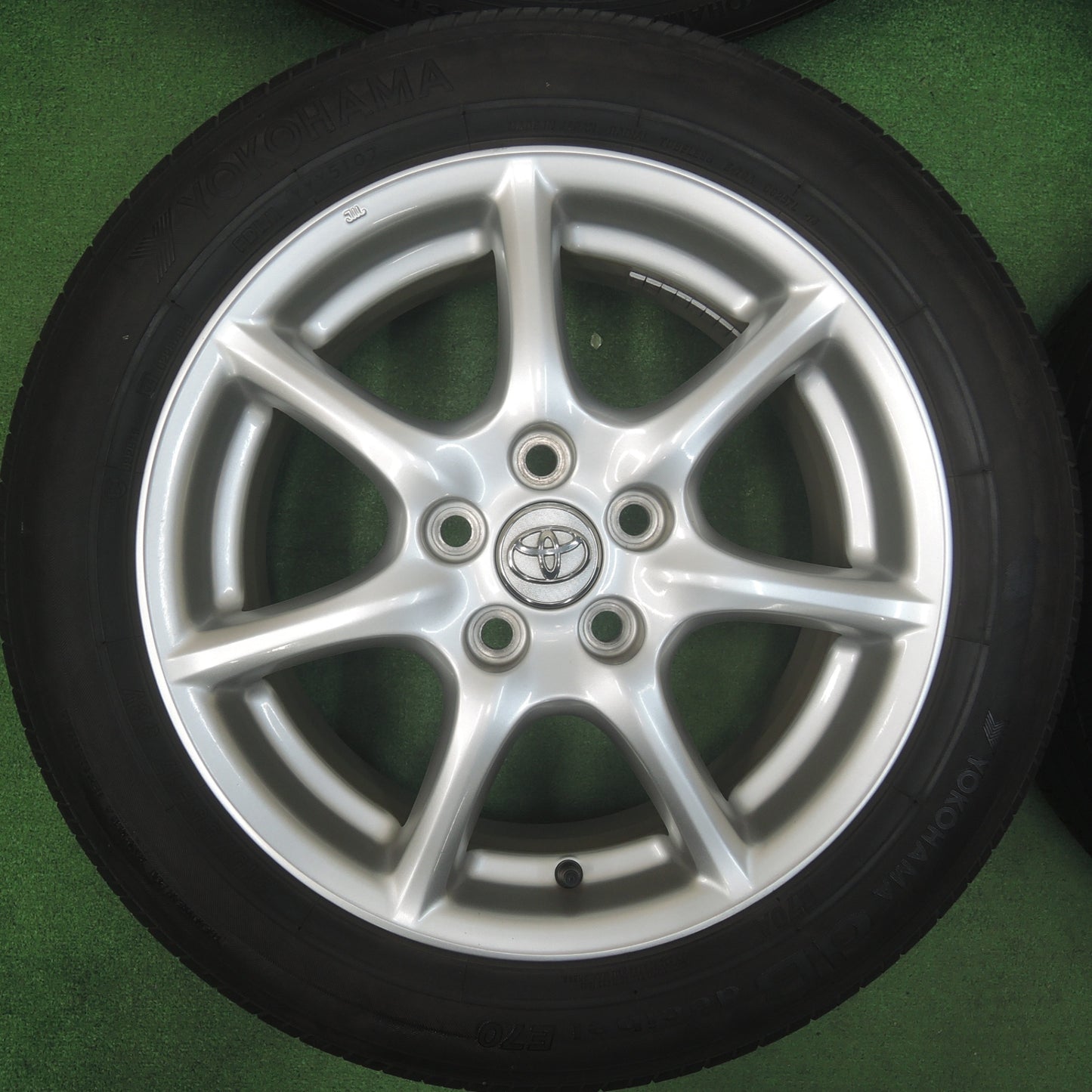 *送料無料* キレイ★トヨタ 50系 エスティマ 純正 215/55R17 ヨコハマ dBデシベル E70 E70A 17インチ PCD114.3/5H★4020210SYノ
