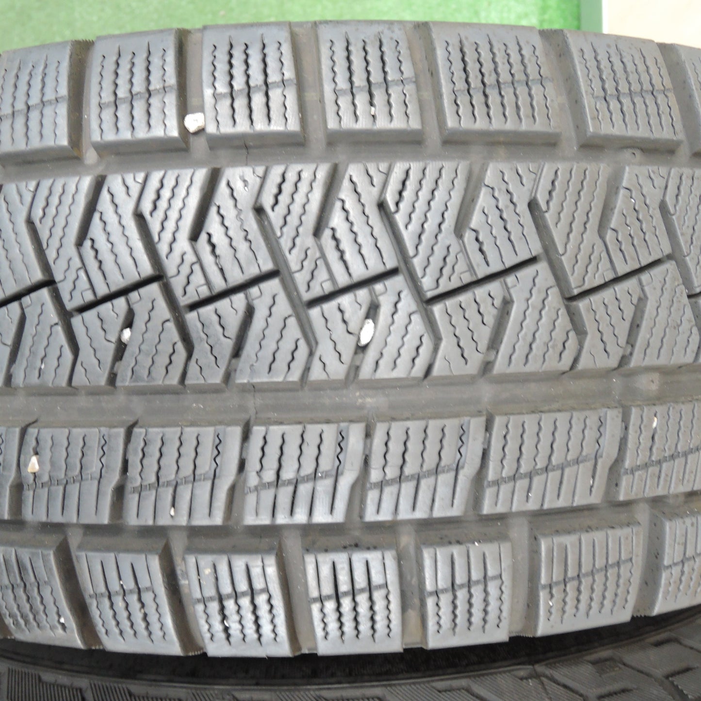 [送料無料] バリ溝！21年！8.5分★スタッドレス 195/65R15 ピレリ アイスアシンメトリコ PLUS MANARAY SPORT SMART 15インチ PCD114.3/5H★4011909TNス