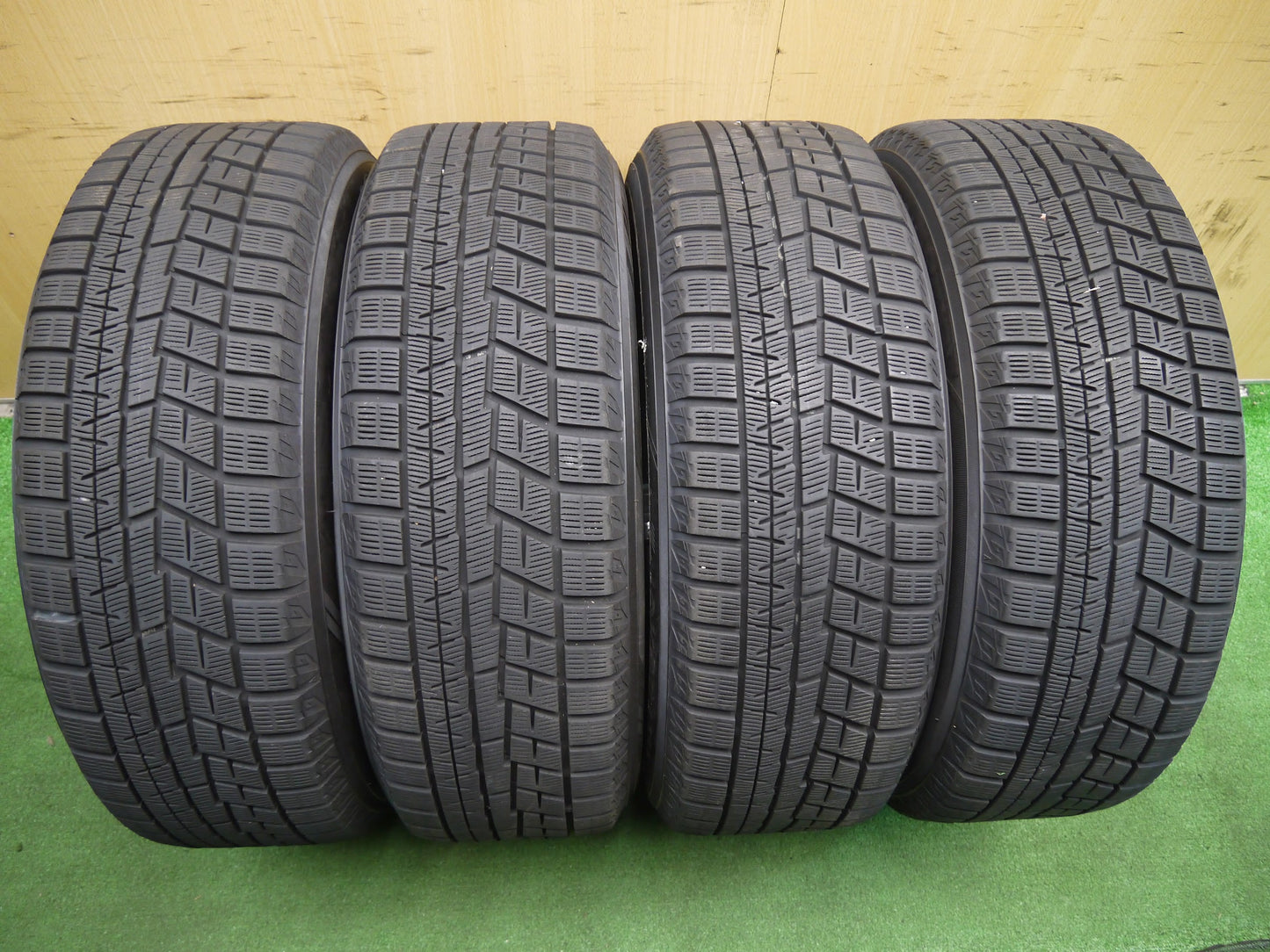 [送料無料]バリ溝！19年！キレイ！9.5分★スタッドレス 225/60R17 ヨコハマ アイスガード iG60 社外 アルミ トヨタ 17インチ PCD114.3/5H★2110805アス