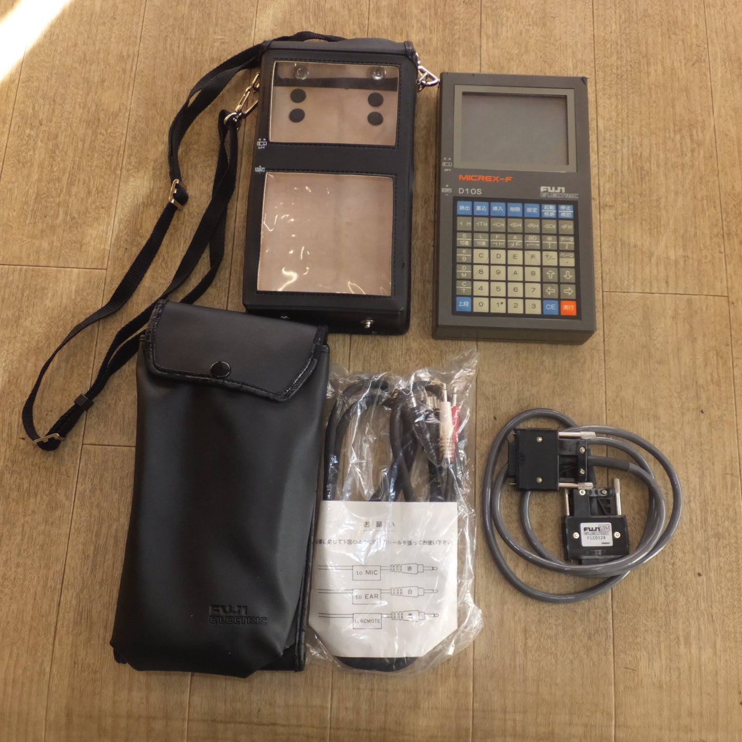 [送料無料]現状品★富士電機 MICREX-F D10S プログラムローダ FLD010S-A10　Handy Programming Loader★