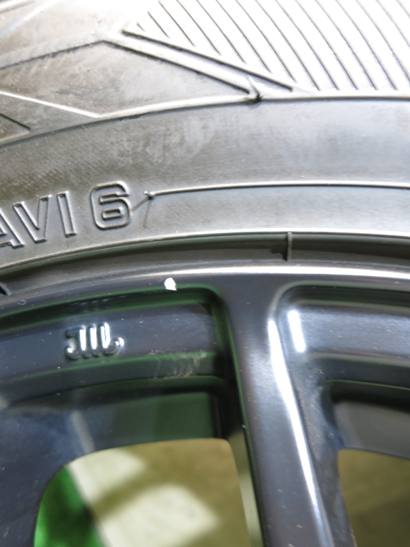 [送料無料]バリ溝！18年！キレイ！9.5分以上★ミニ 等 225/55R17 スタッドレス グッドイヤー アイスナビ6 社外 アルミ ホイール 17インチ PCD120/5H★2101802Hス
