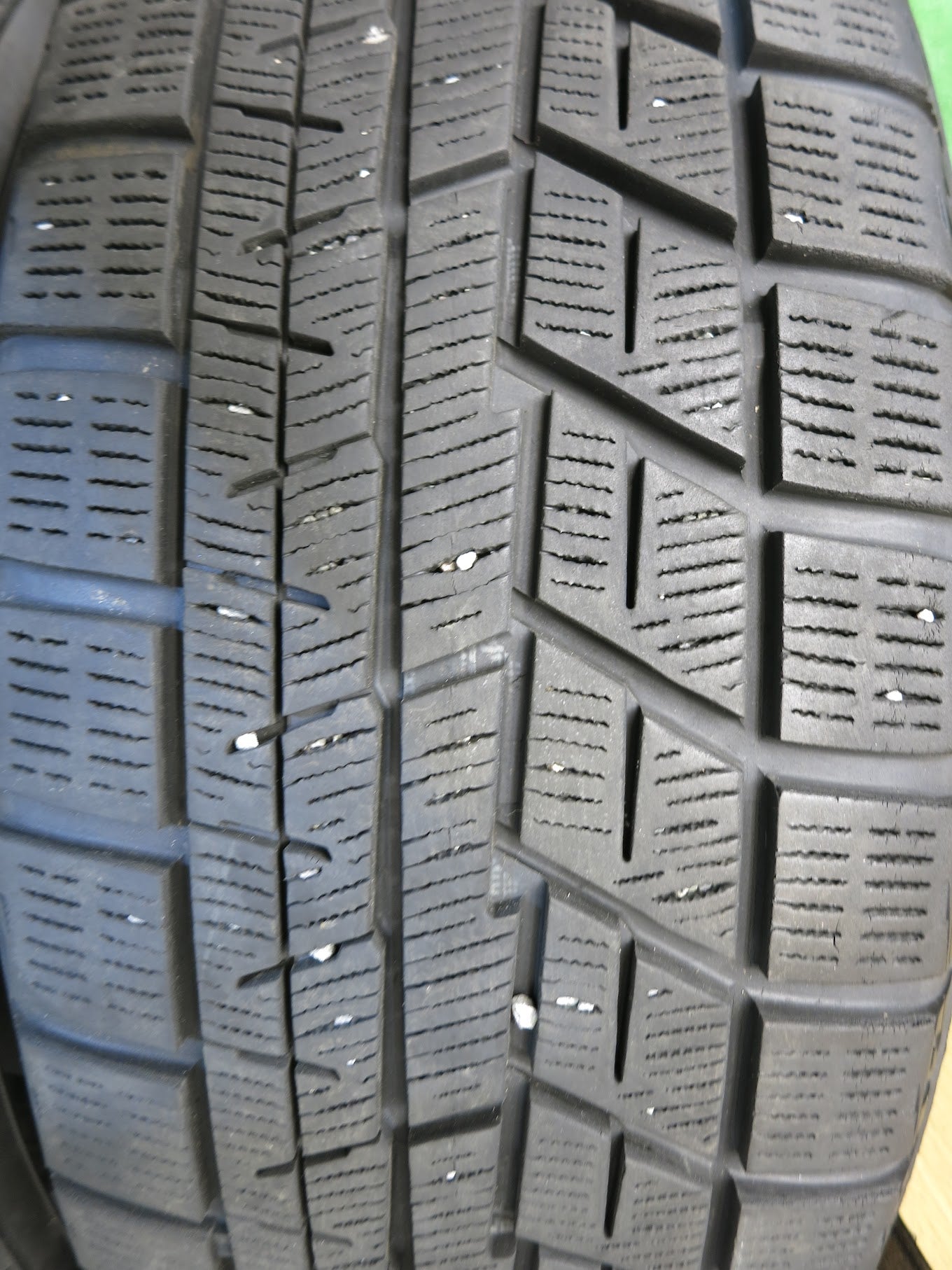 [送料無料]バリ溝！9.5分★スタッドレス 205/60R16 ヨコハマ アイスガード iG60 VELVA weds ヴェルヴァ 16インチ PCD100/5H★2102107Hス
