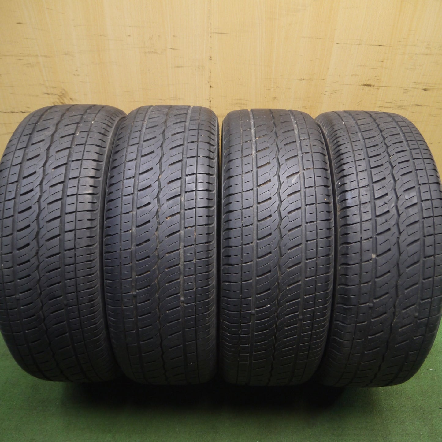 *送料無料* バリ溝！9.5分★RAGUNA ZZYZX 225/50R18C 107/105R トーヨー H20 ラグナ ザイジックス 18インチ PCD139.7/6H★4030805Hノ