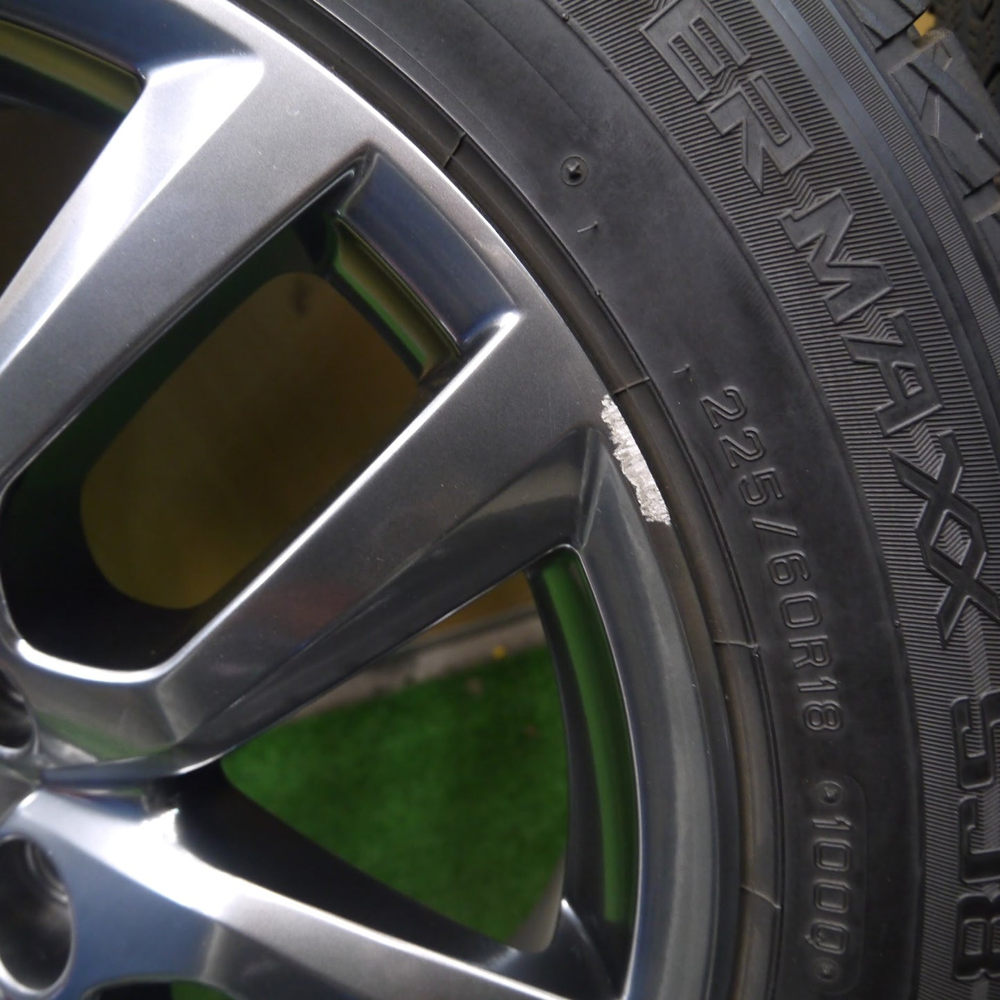[送料無料]バリ溝！19年！キレイ！9分★レクサス NX バージョンL 純正 225/60R18 スタッドレス ダンロップ ウインターマックス SJ8 PCD114.3/5H★3071701KKス